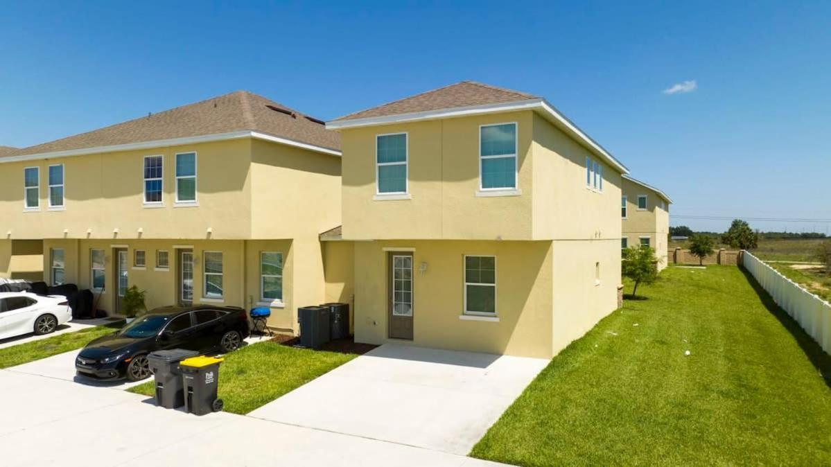 Splendid 4 Bedroom W Pool Close To 132