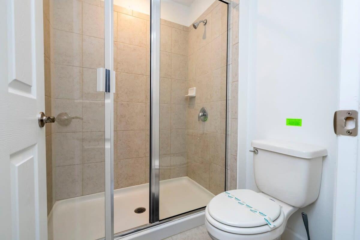 Splendid 4 Bedroom W Pool Close To 132 Davenport