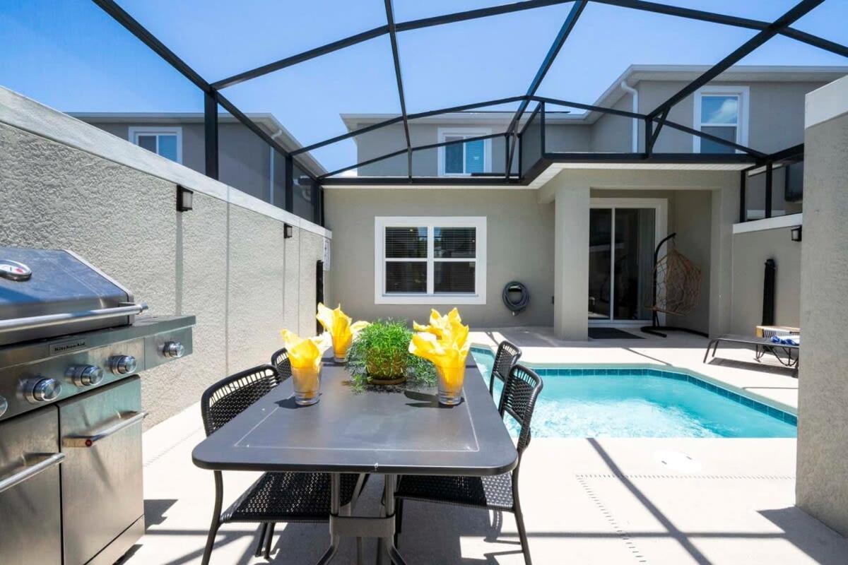 Holiday home Splendid 5bd Close To At Storey 4251