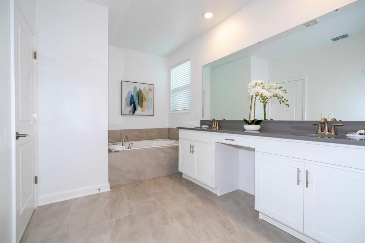 Gorgeous 5bd With Pool At Champions Gate 1125