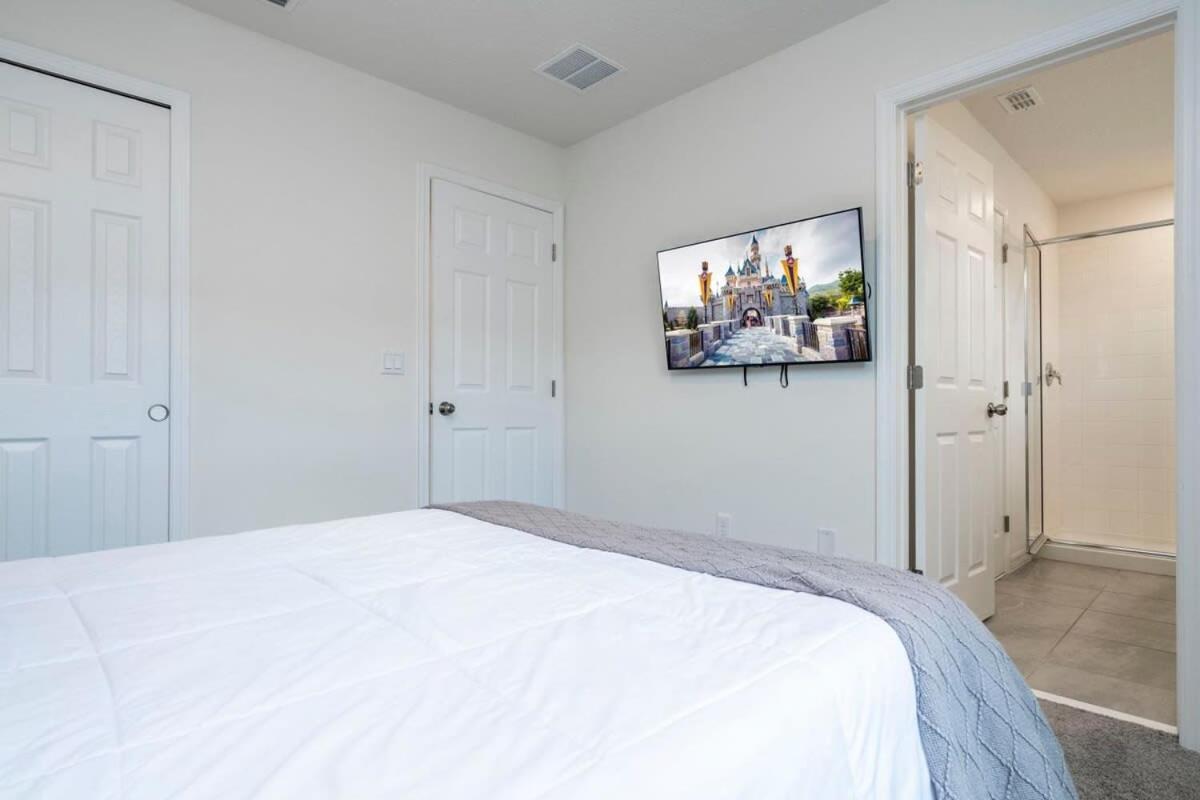 Splendid 5bd W Pool At Solara 2154 Holiday home *