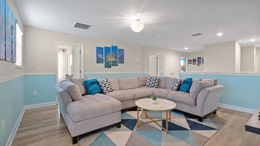 Villa Under The Sea By W Pool Game Davenport