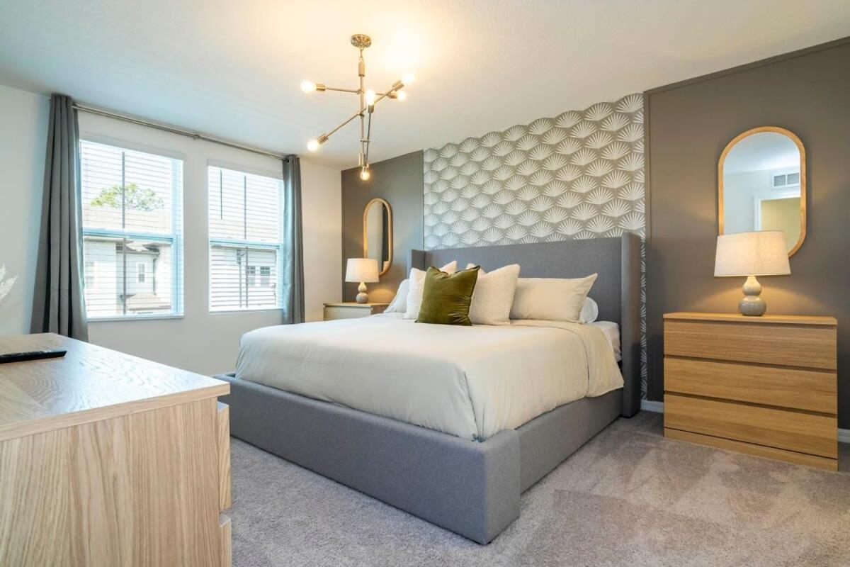 Holiday home Charming 3bd Close To At Enclave 1021