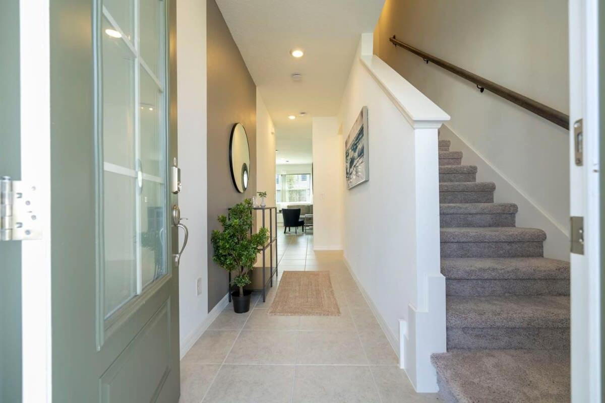 Holiday home Charming 3bd Close To At Enclave 1021 Davenport