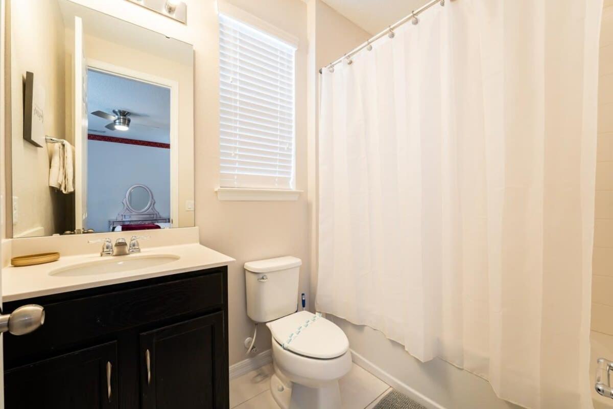 Gorgeous 7br W Pool Games Access