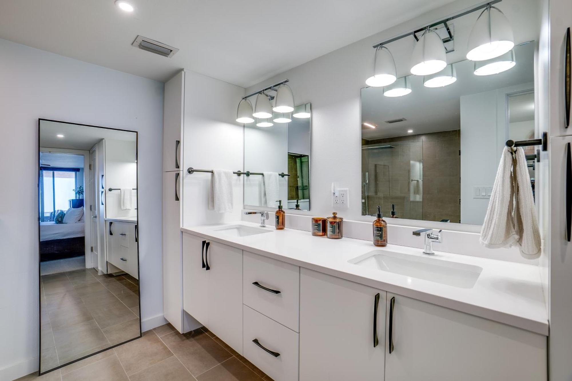 Bella Luna, 2 Bed And 2 Bath Beachfront Bradenton Beach