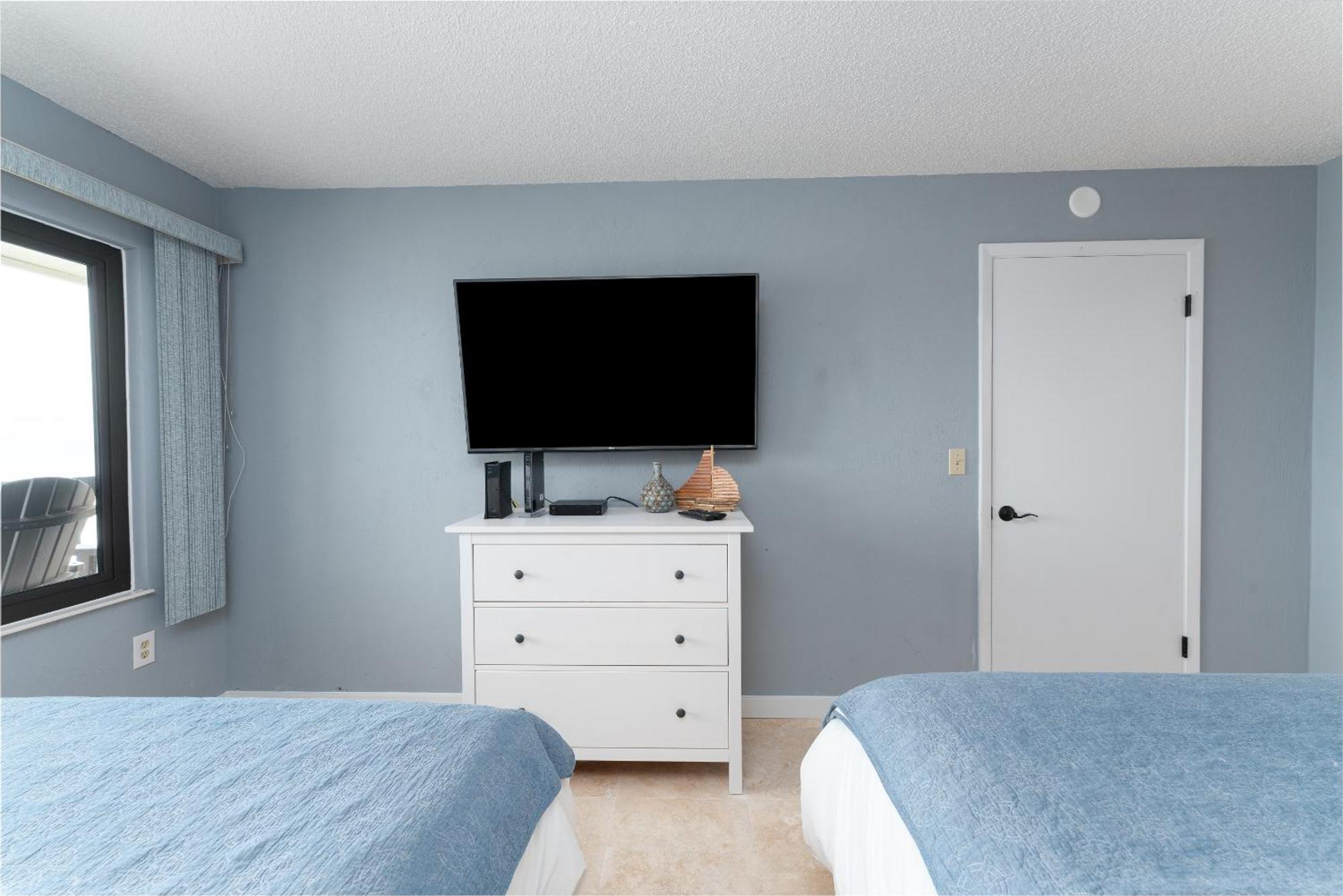 Luxury, Direct Oceanfront Unit And Balcony, Southeast Corner, Heated Pool, Garage Parking * Ormond Beach