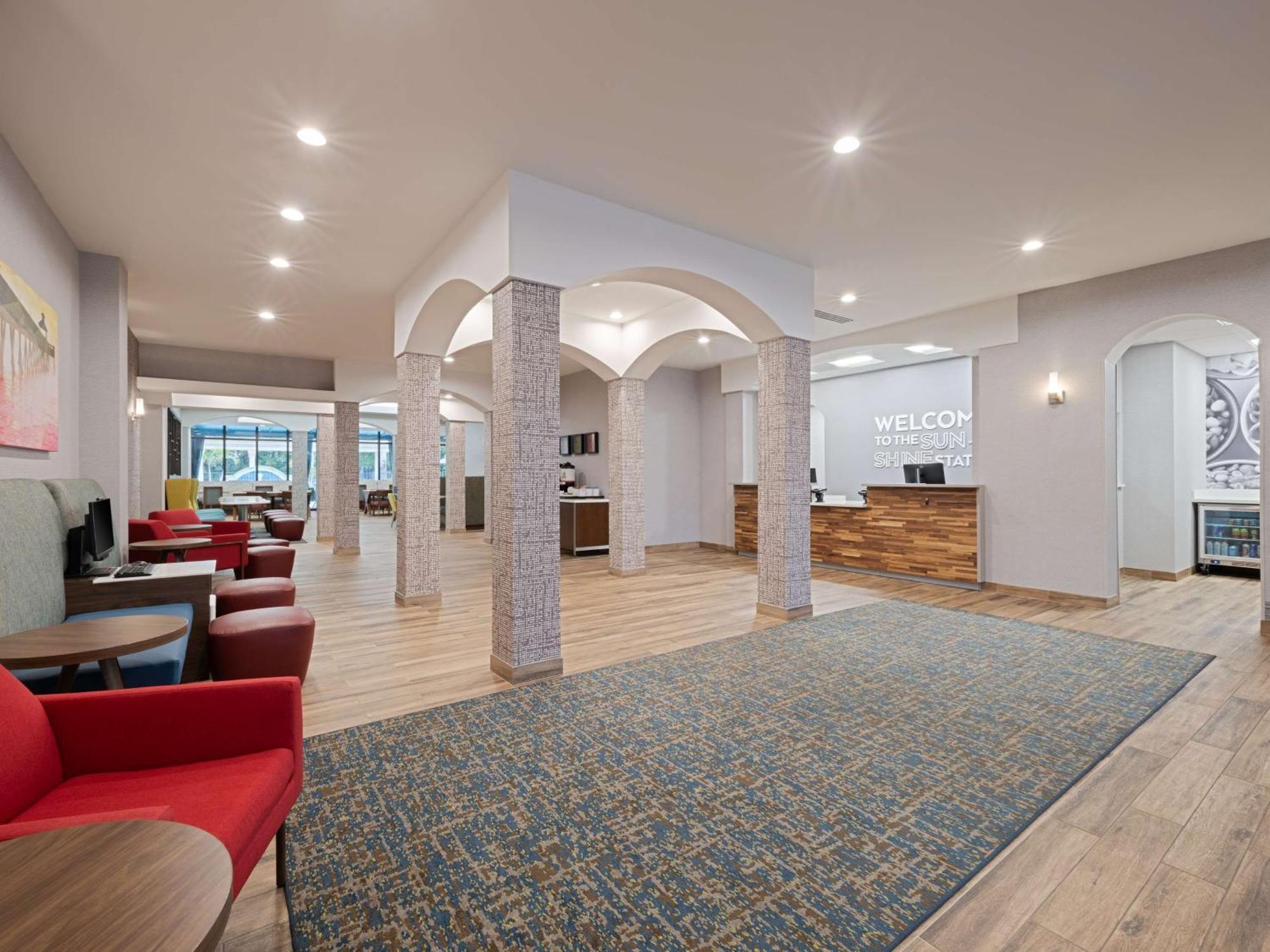 Hotel Hampton Deerfield