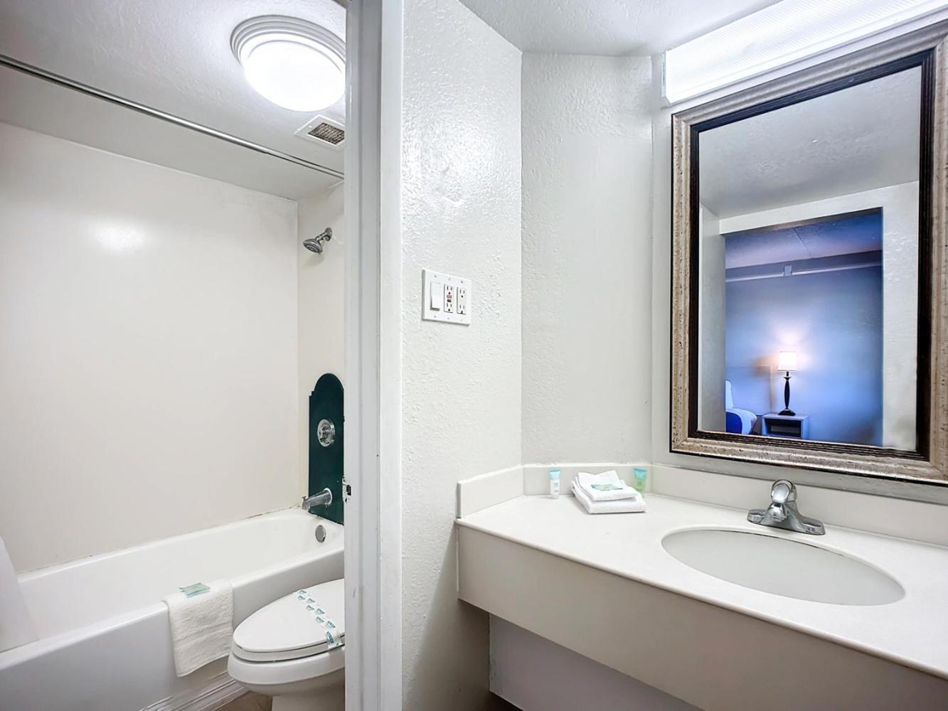 Stayable North Hotel 2*