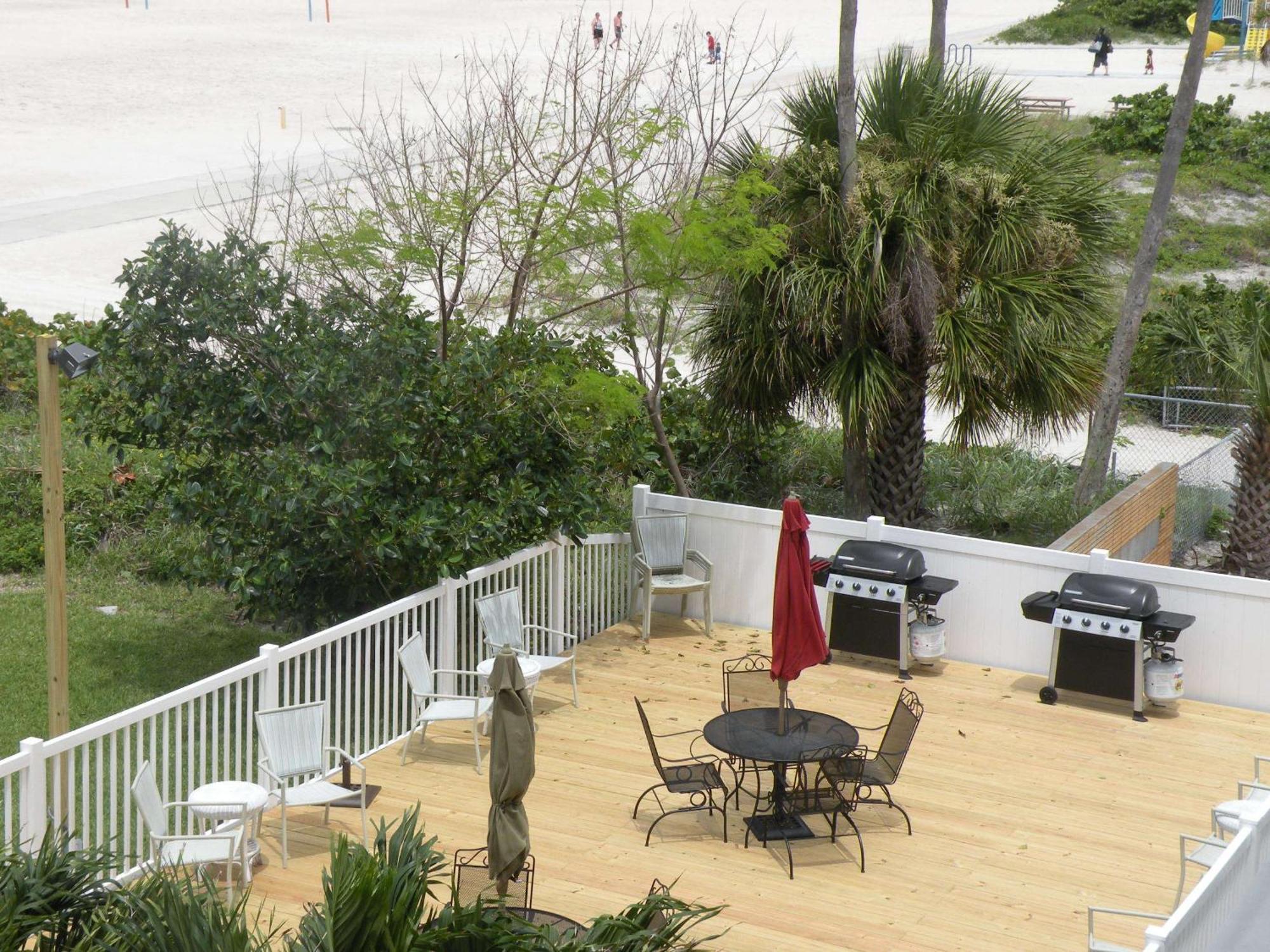 Aparthotel Surf Treasure Island 3*