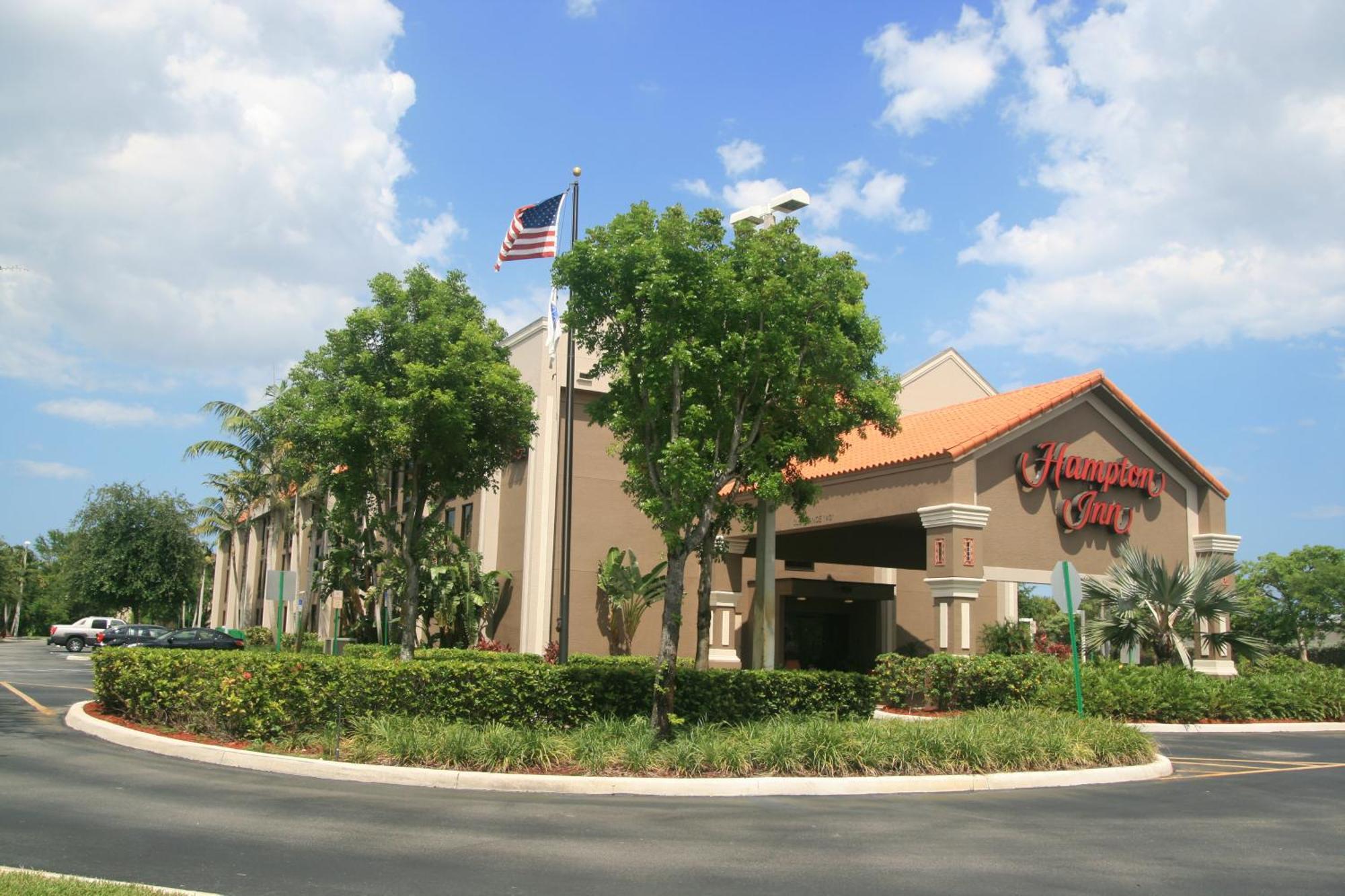 Hotel Hampton Commercial Boulevard-fort Lauderdale 3*