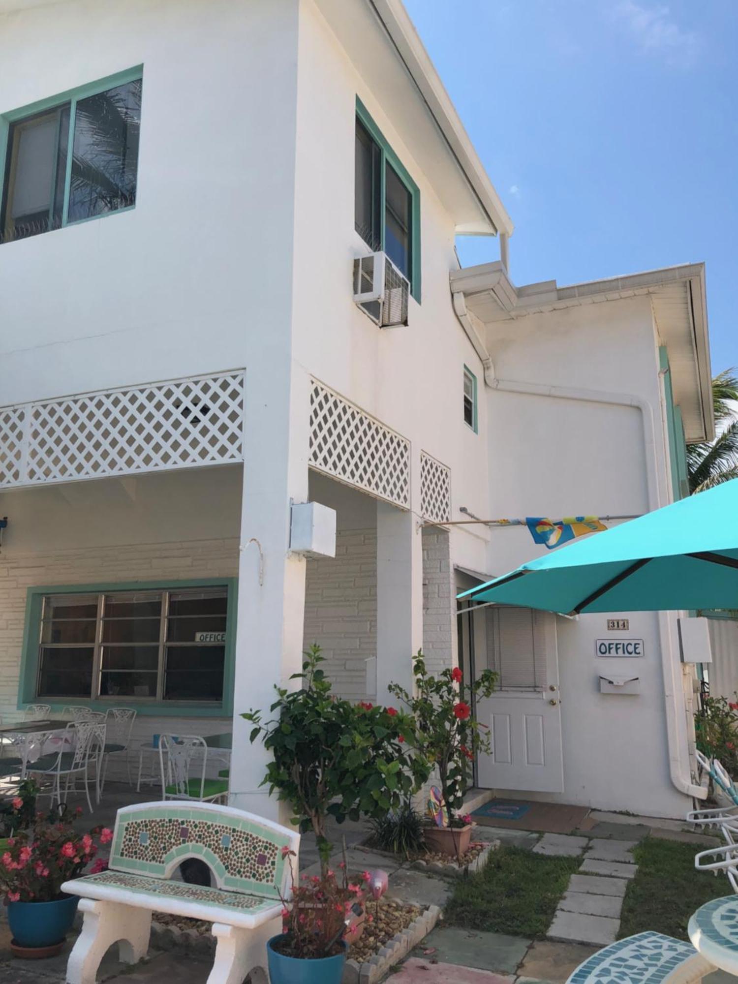 Atlantic Sands Hollywood