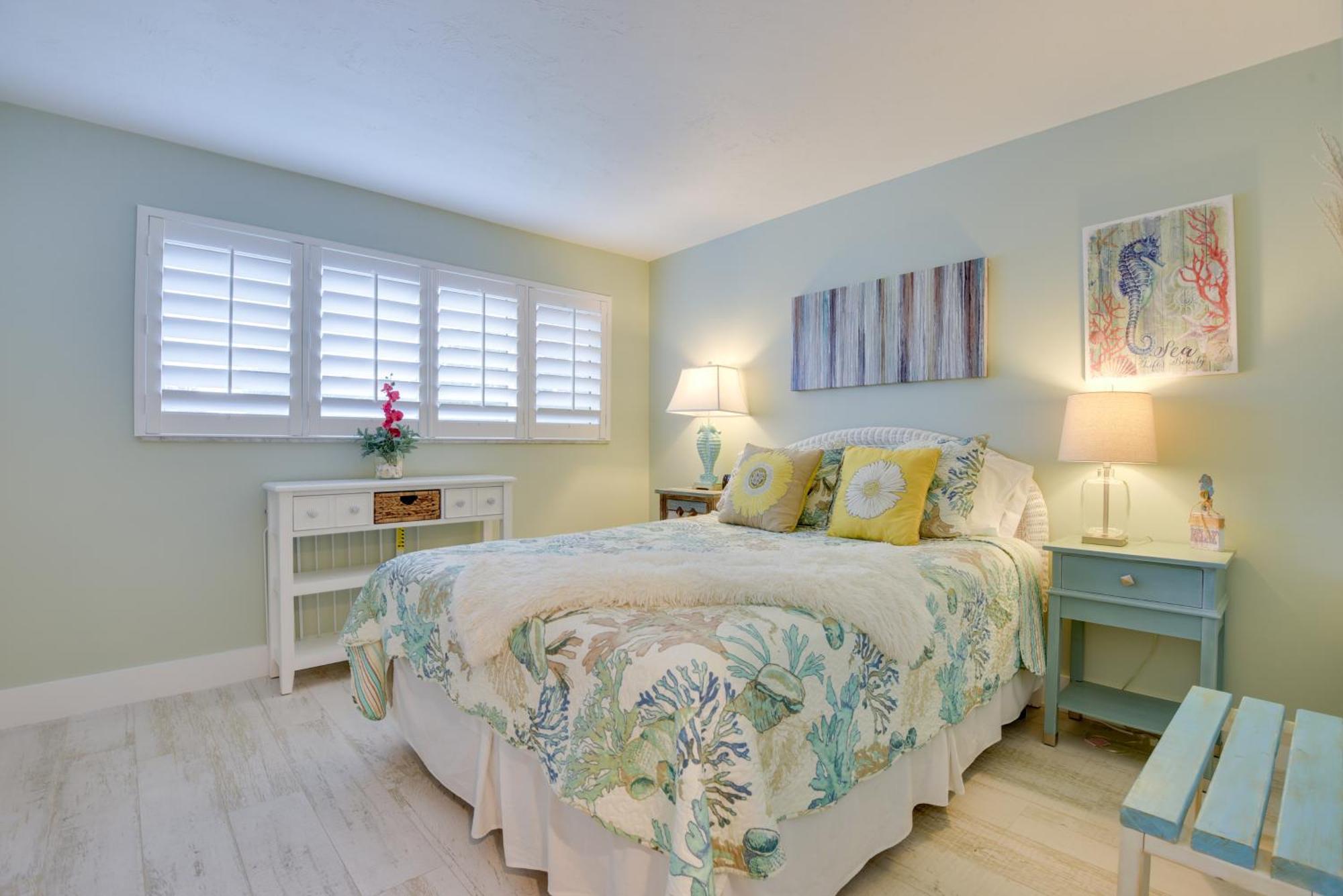 Siesta Key With Heated Pool Less Than 1 Mi To Sarasota