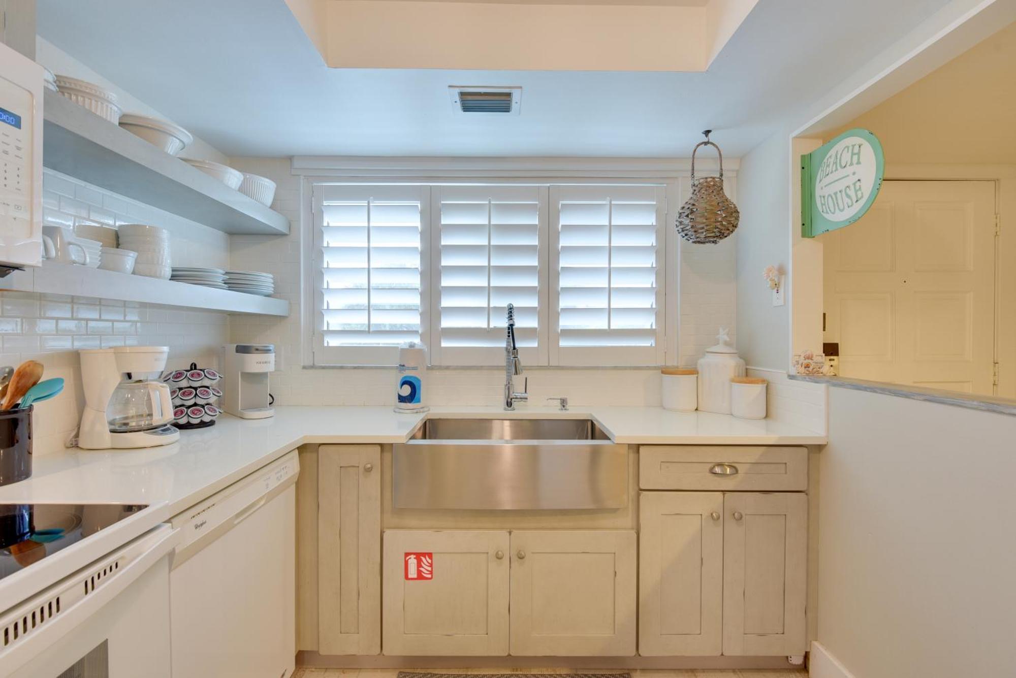 Siesta Key With Heated Pool Less Than 1 Mi To