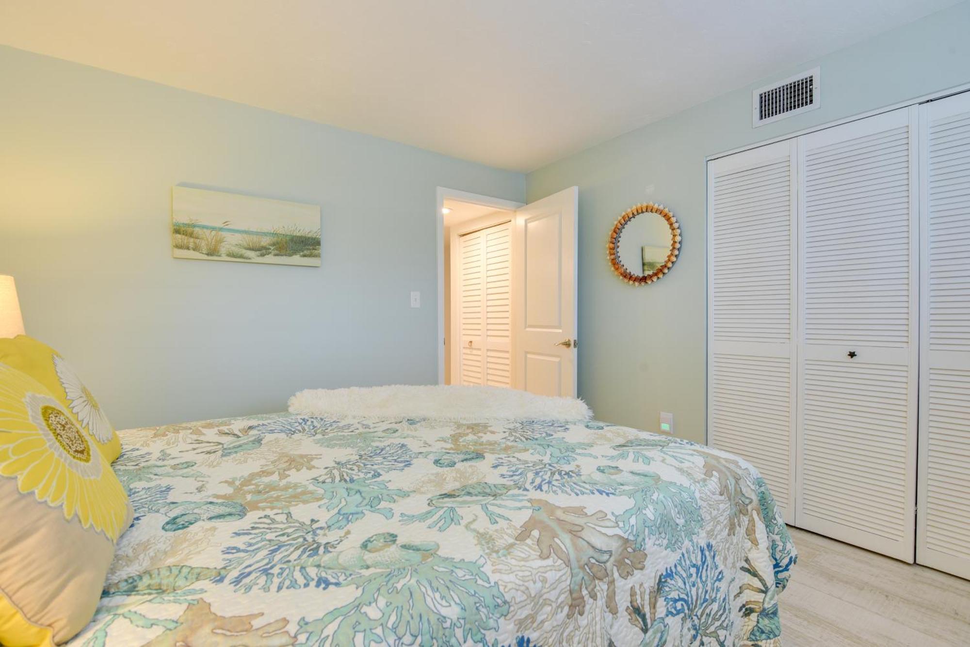 Apartment Siesta Key With Heated Pool Less Than 1 Mi To *