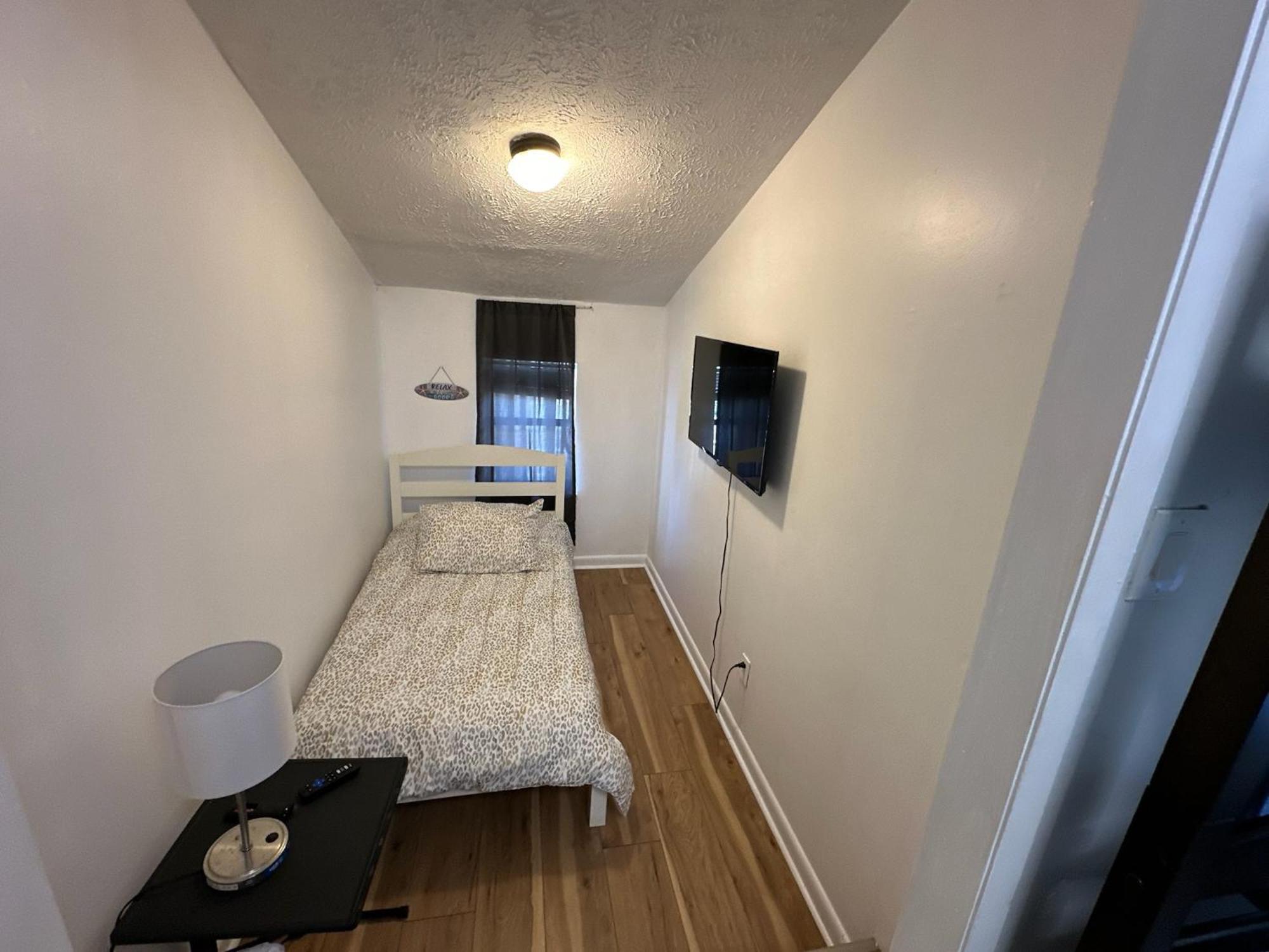 Holiday home Oceanview Oasis - Relax With Hot Tub, Breakfast, Fire Pit & Putting Green!