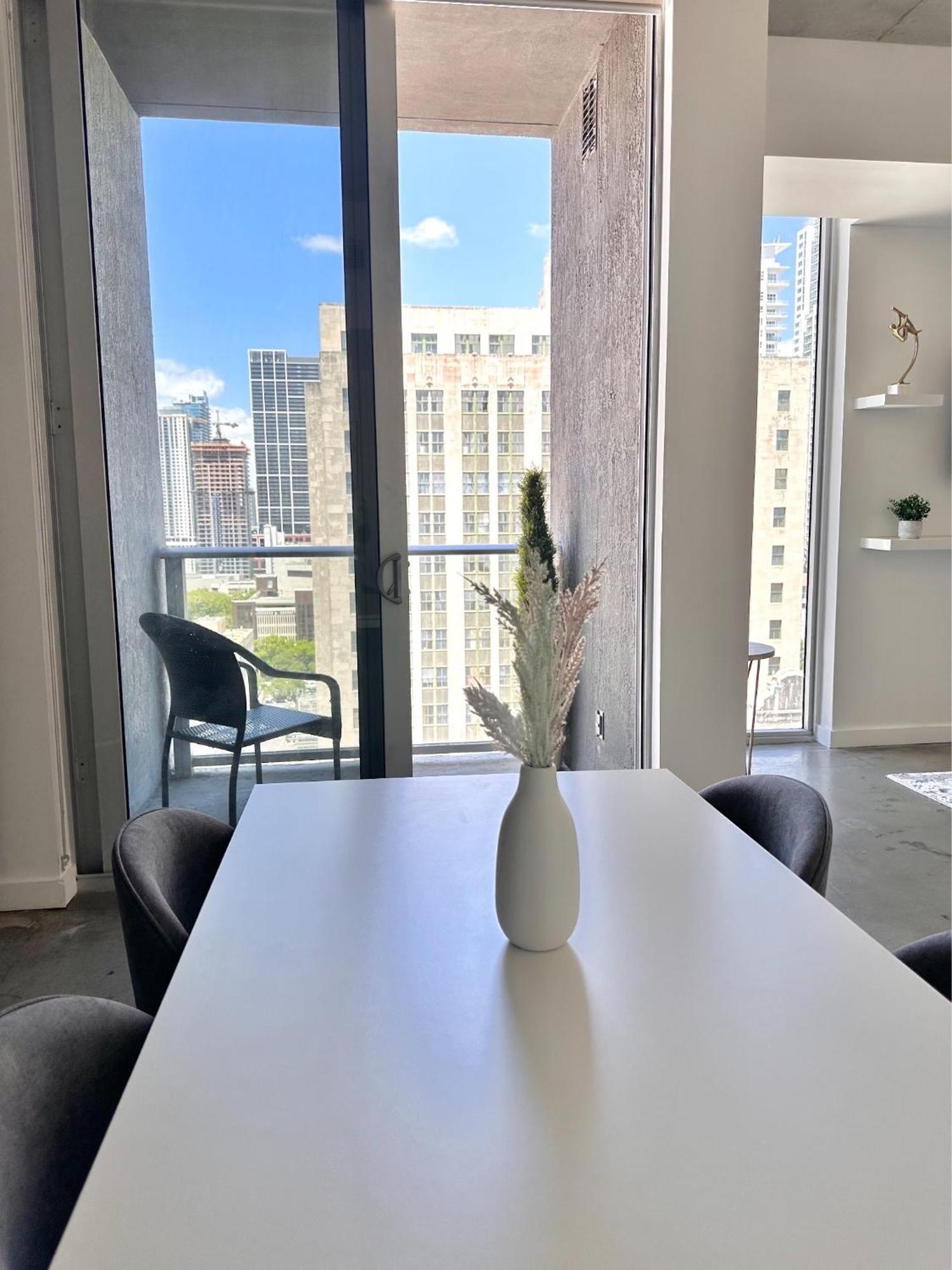 Apartment Luxe Loft 16th Floor, Rooftop Pool, Brickell Downtown *