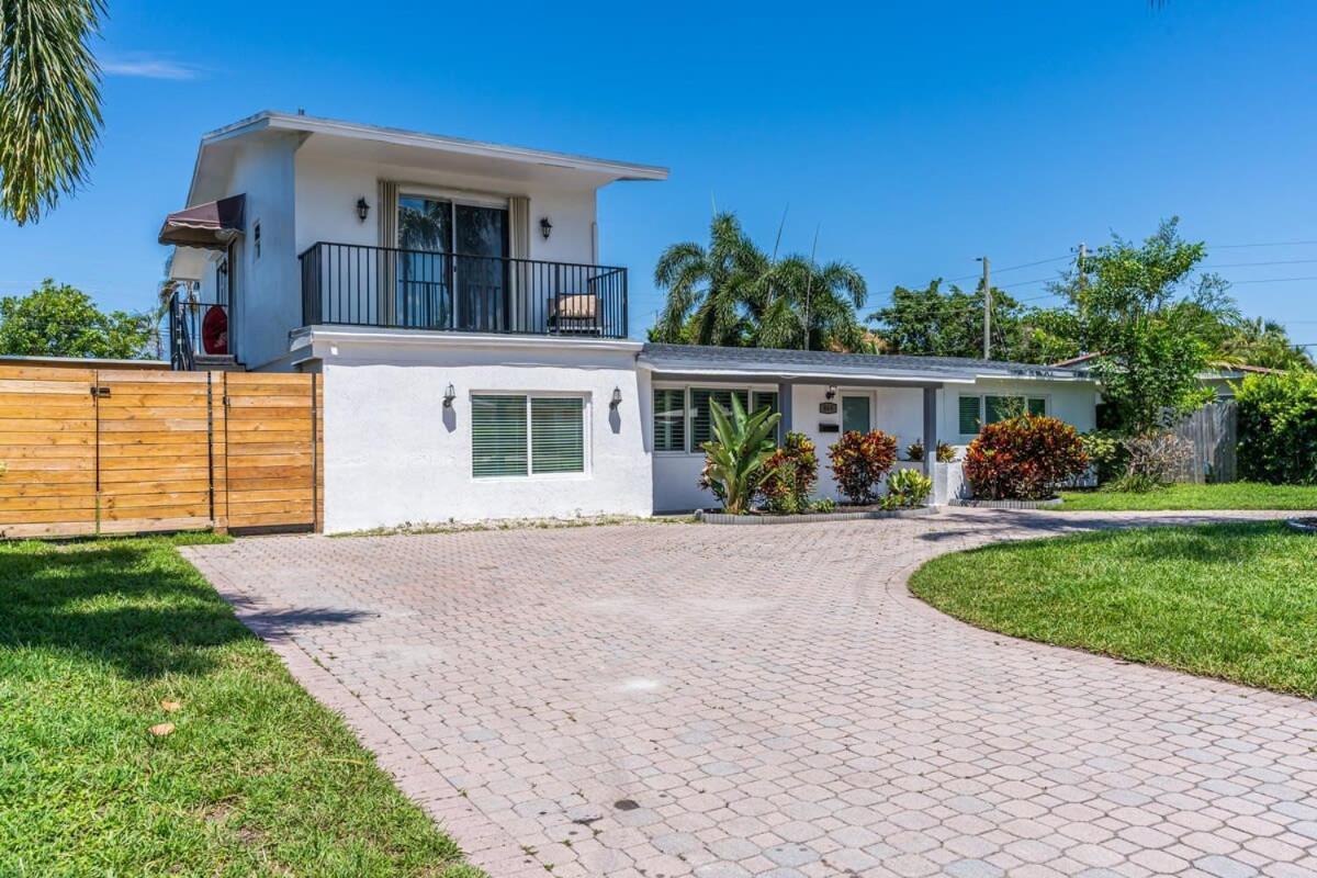 Pompano Gem, 1 Mi To & 12 Pickleball Courts Pompano Beach