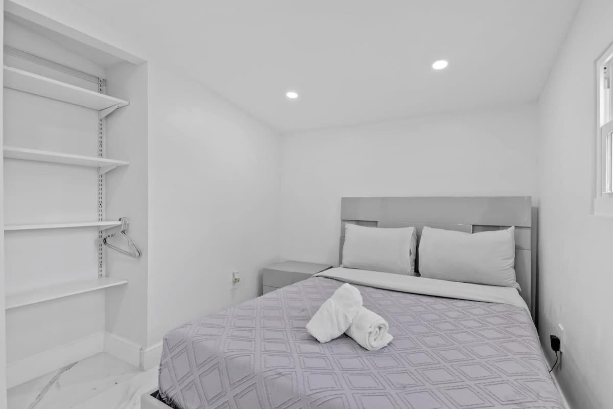 Holiday home Pompano Gem, 1 Mi To & 12 Pickleball Courts Pompano Beach