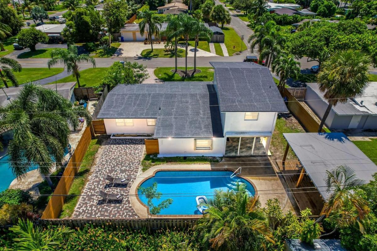 Pompano Gem, 1 Mi To & 12 Pickleball Courts