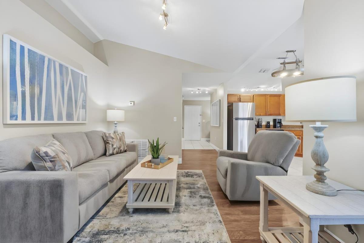 Villa Sunshine Retreat: W /pool & Close To *