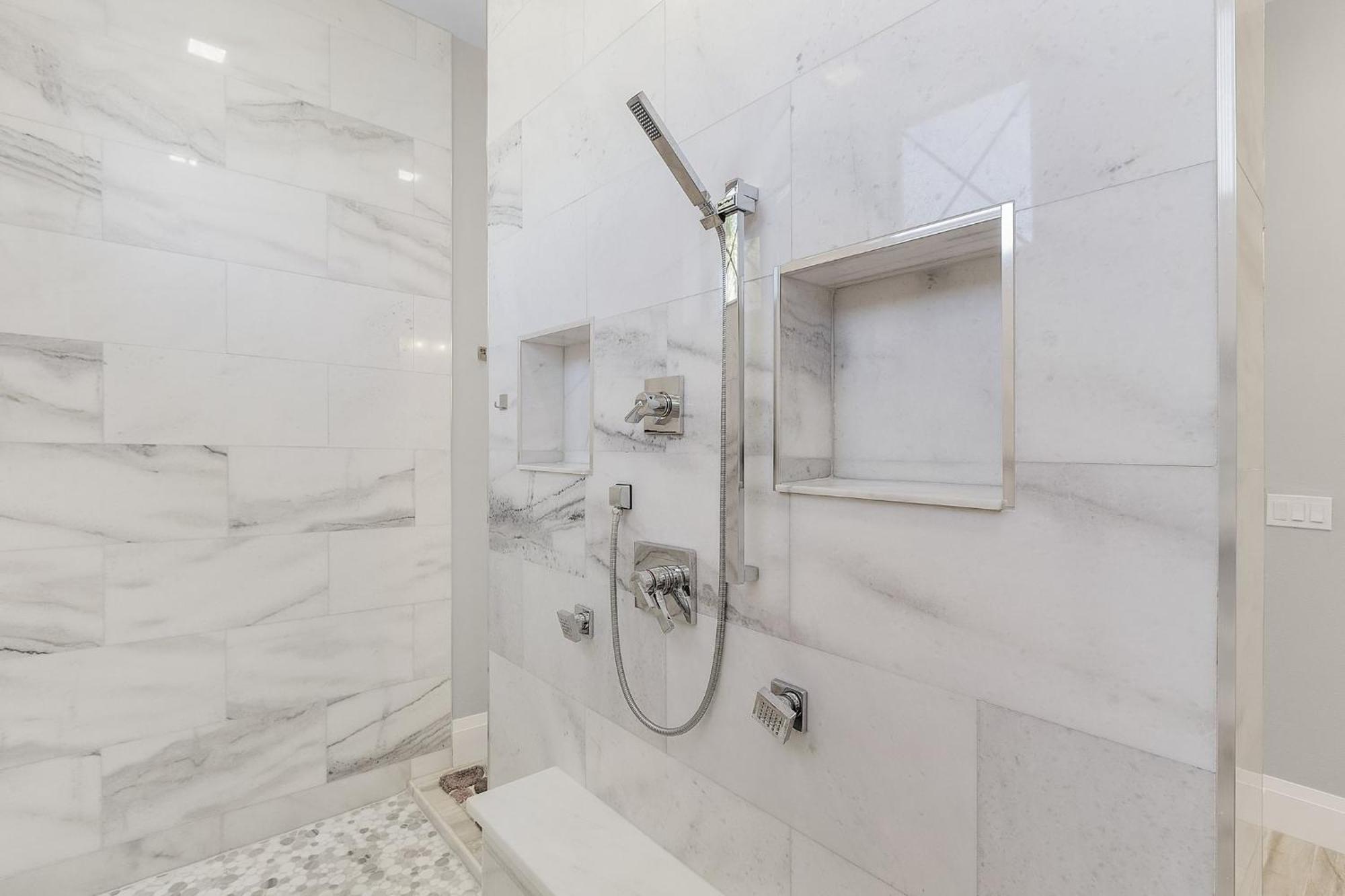 Gulf Access, Putting Green, Outdoor Kitchen, Heated Pool & & More! - Captain's Quarters