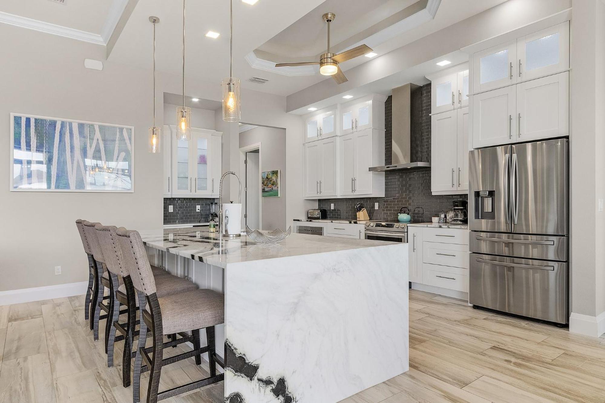 Gulf Access, Putting Green, Outdoor Kitchen, Heated Pool & & More! - Captain's Quarters