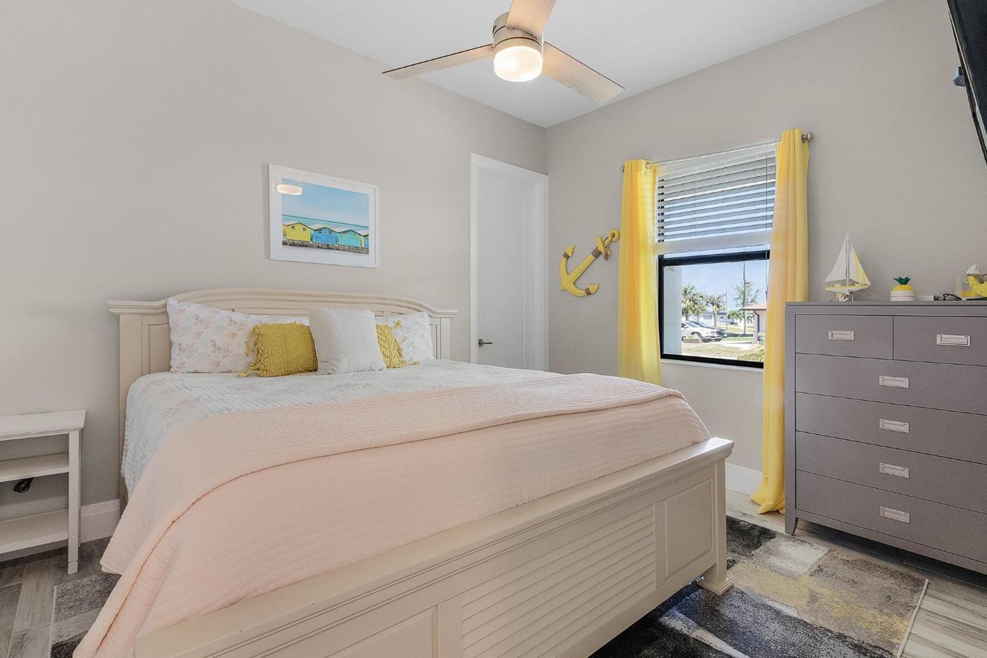 Gulf Access, Putting Green, Outdoor Kitchen, Heated Pool & & More! - Captain's Quarters