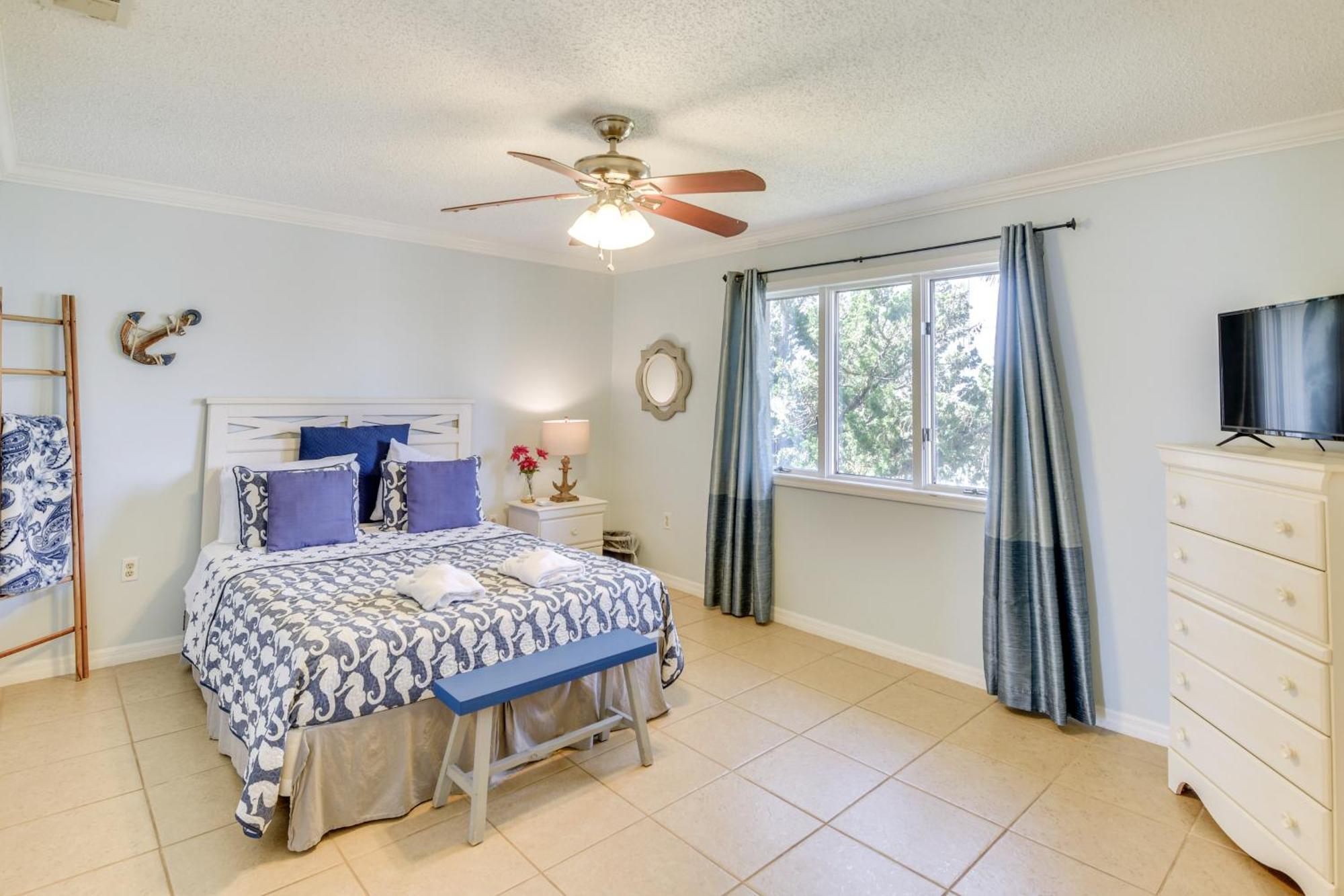 Oceanfront Flagler With Decks And Gas Grill Flagler Beach