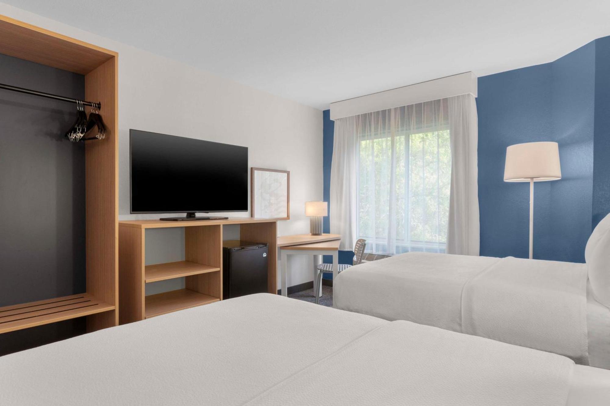 Spark By Hilton Orlando Near Seaworld Hotel 3*