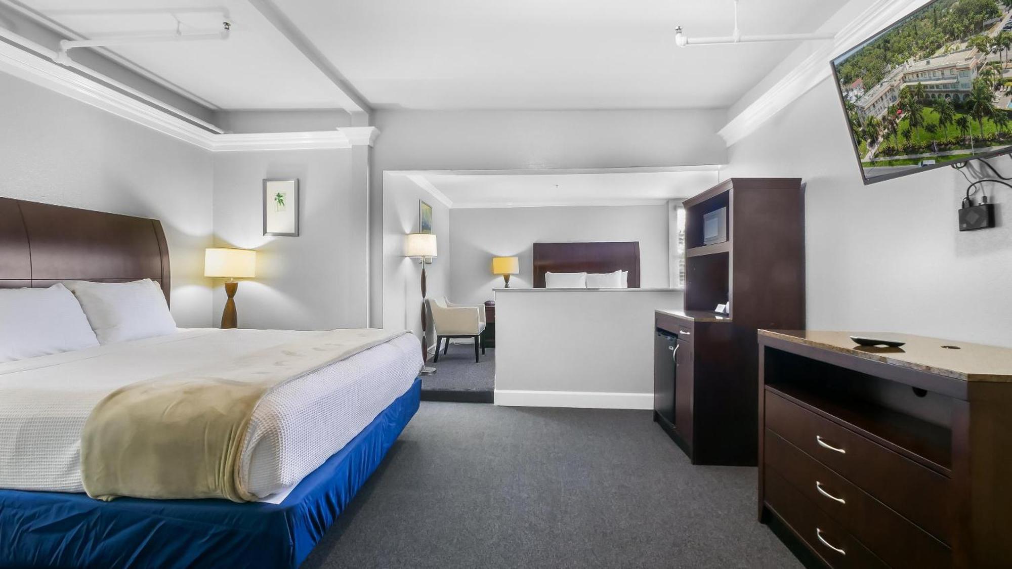 Crystal Bay Historic Hotel 3*