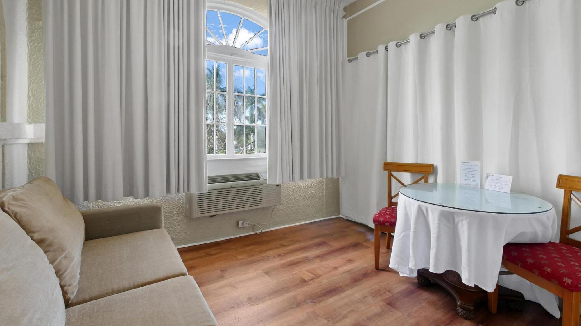Crystal Bay Historic 3*