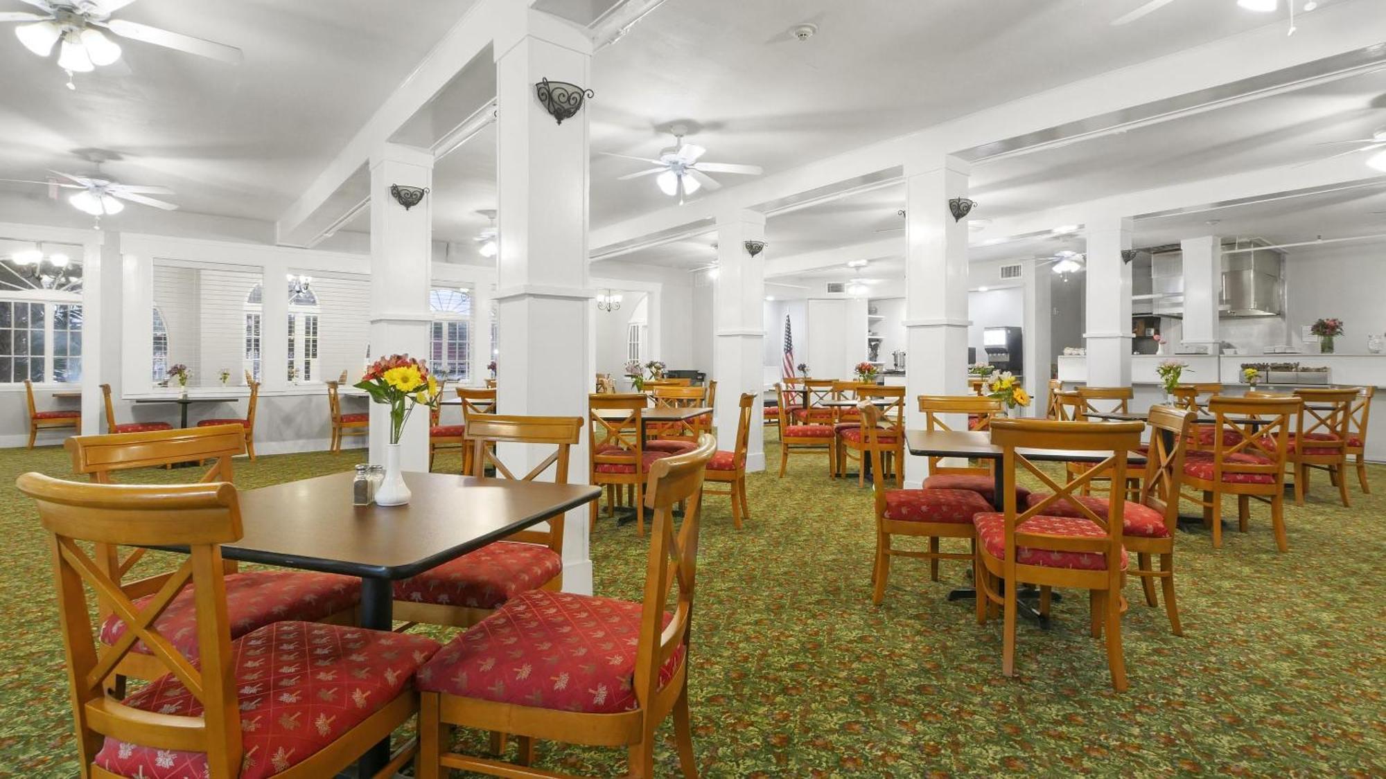 Crystal Bay Historic 3* St. Petersburg