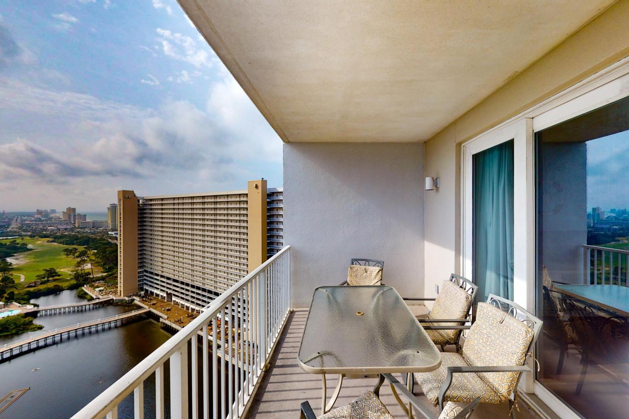 Town Wharf Apartment