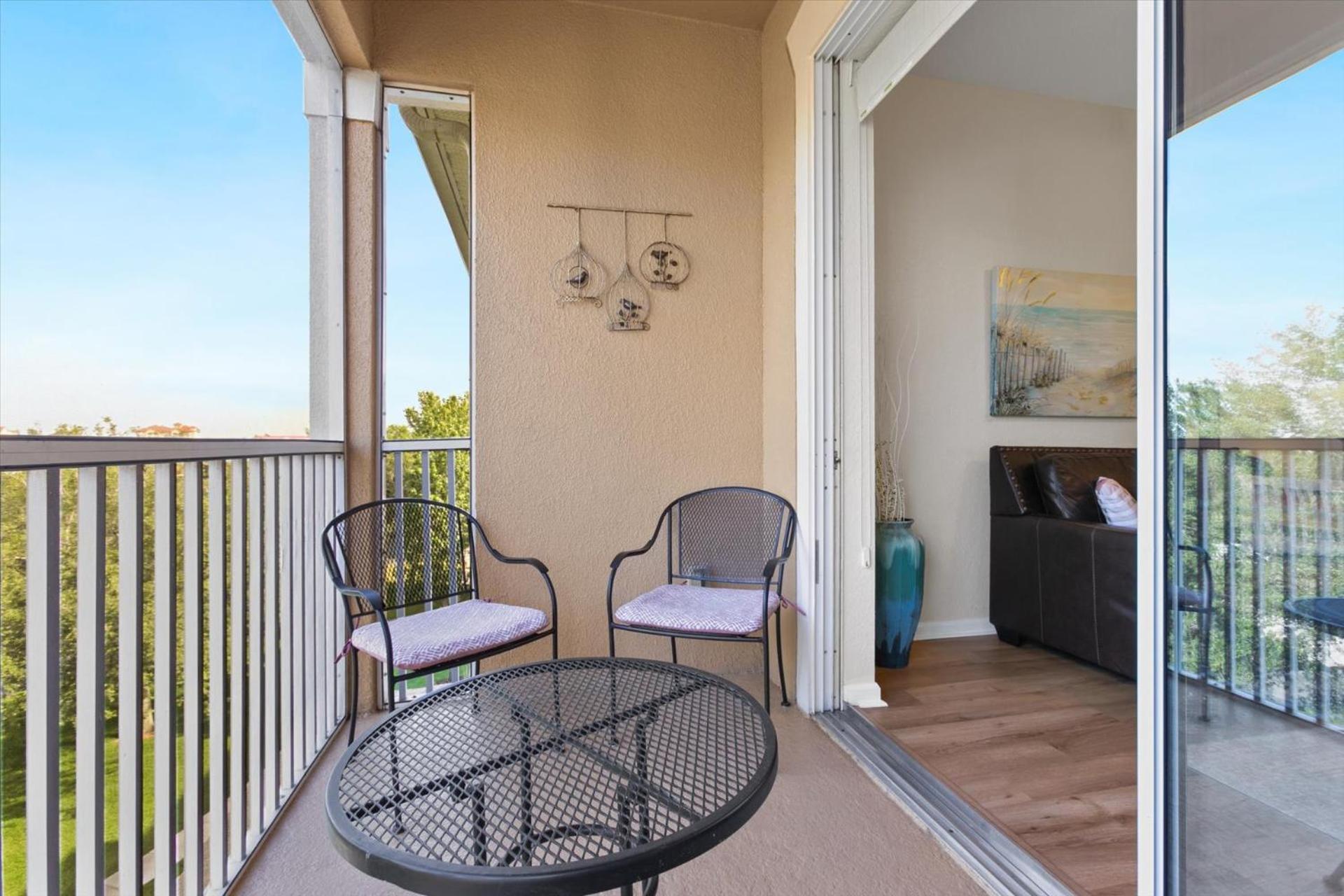 2774 Almaton #403 Holiday home *