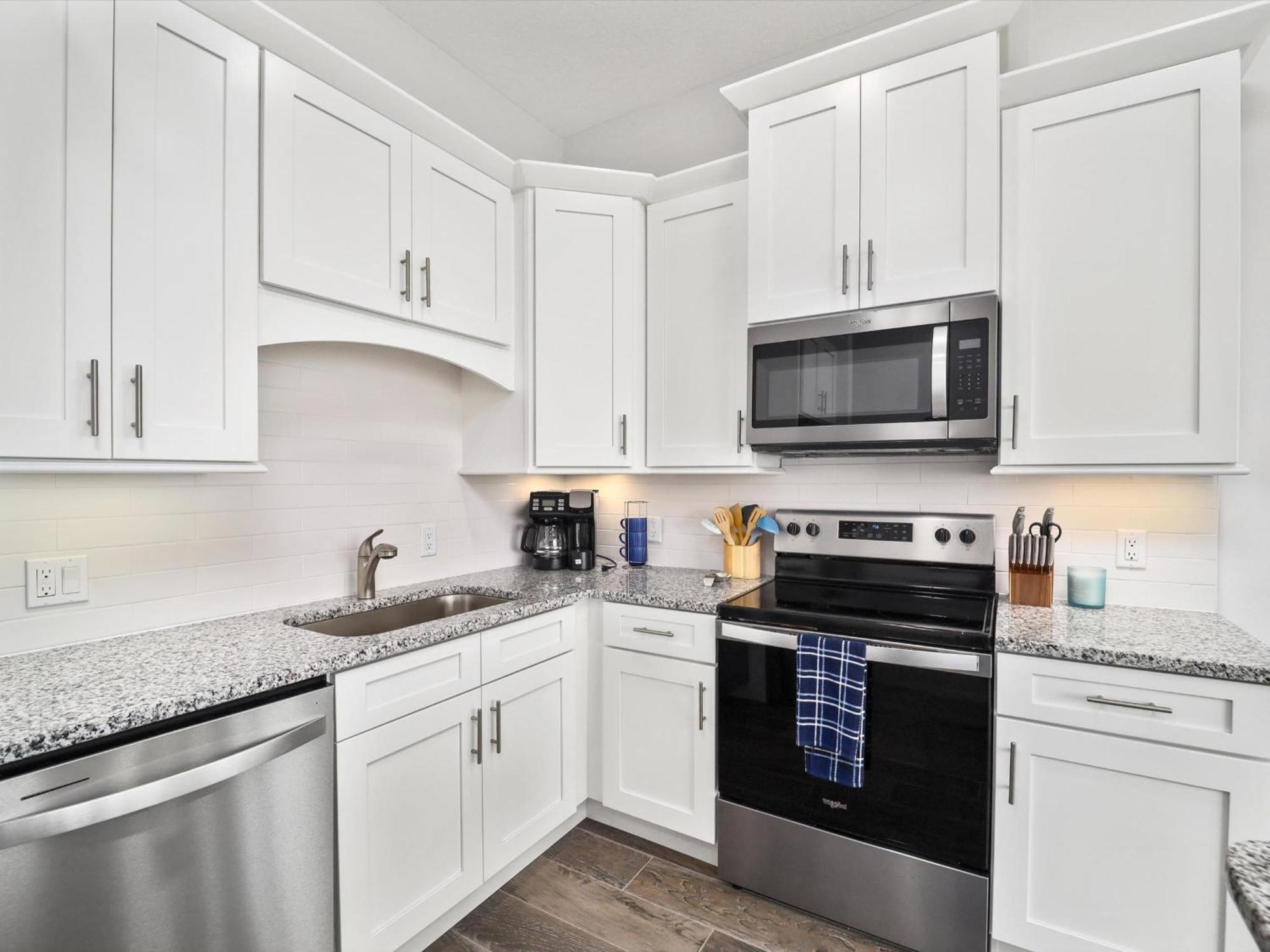 Apartment Ocean Front Flagler Sleeps 5 People