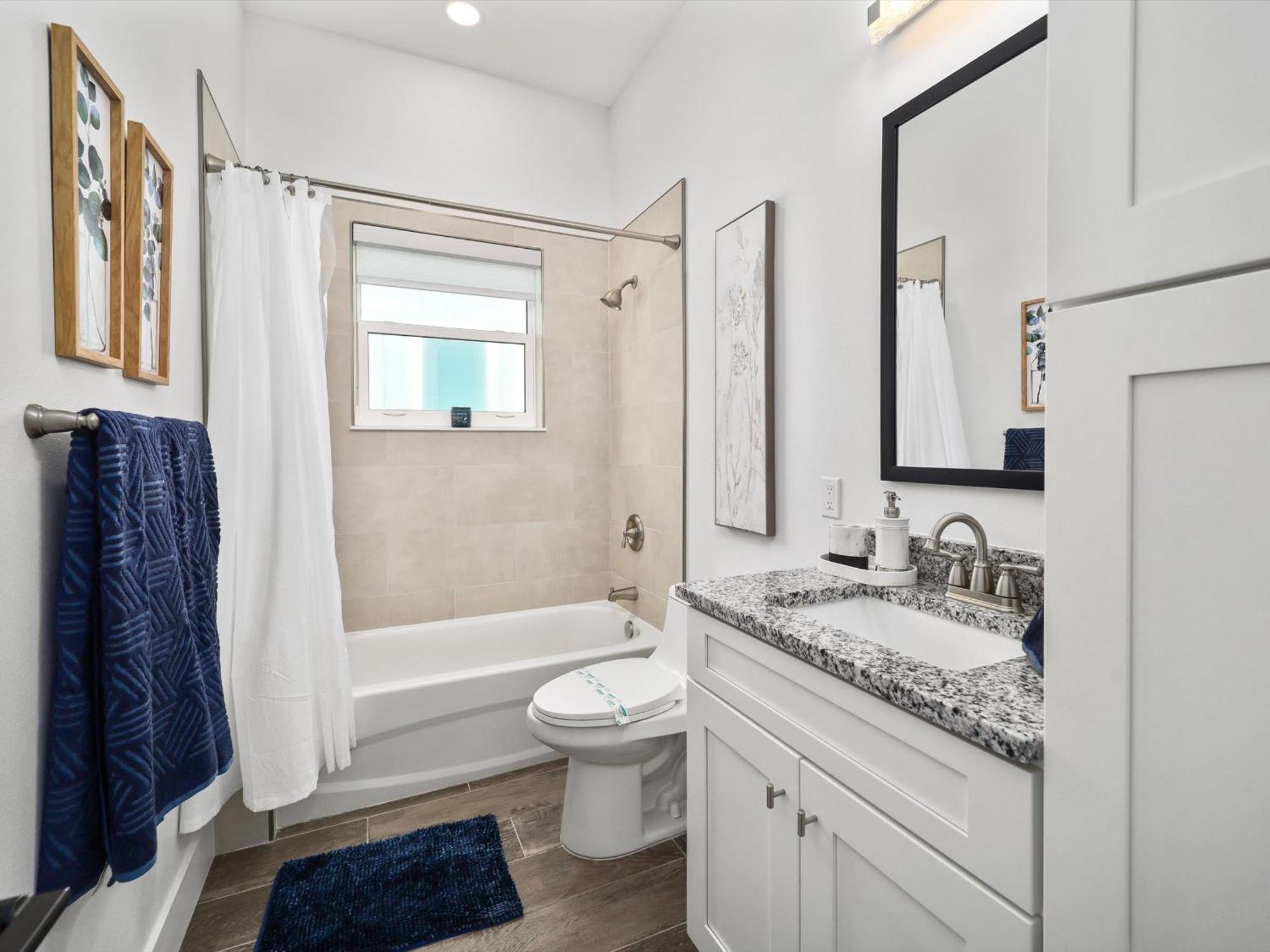Ocean Front Flagler Sleeps 5 People Apartment