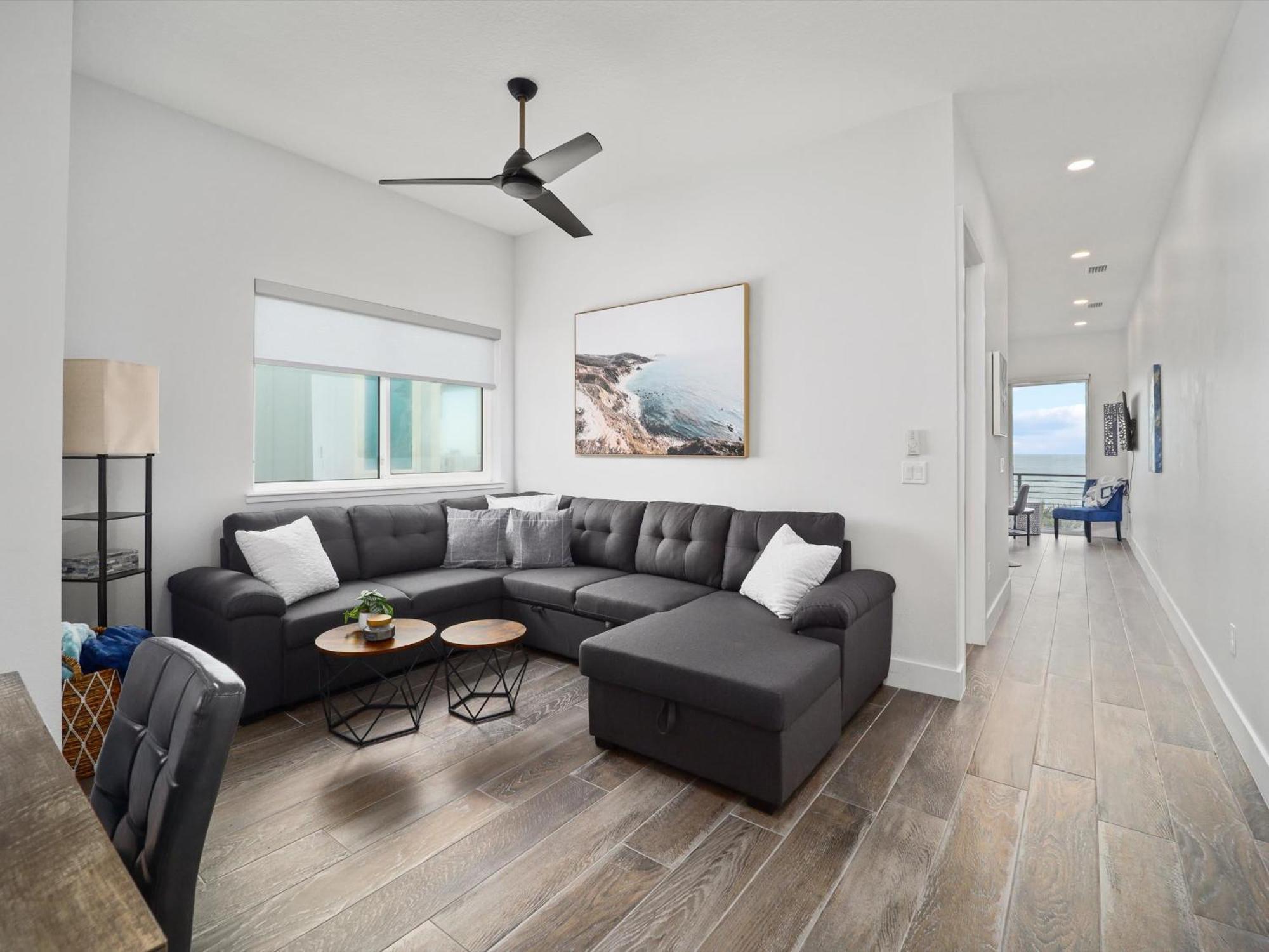 Apartment Ocean Front Flagler Sleeps 5 People