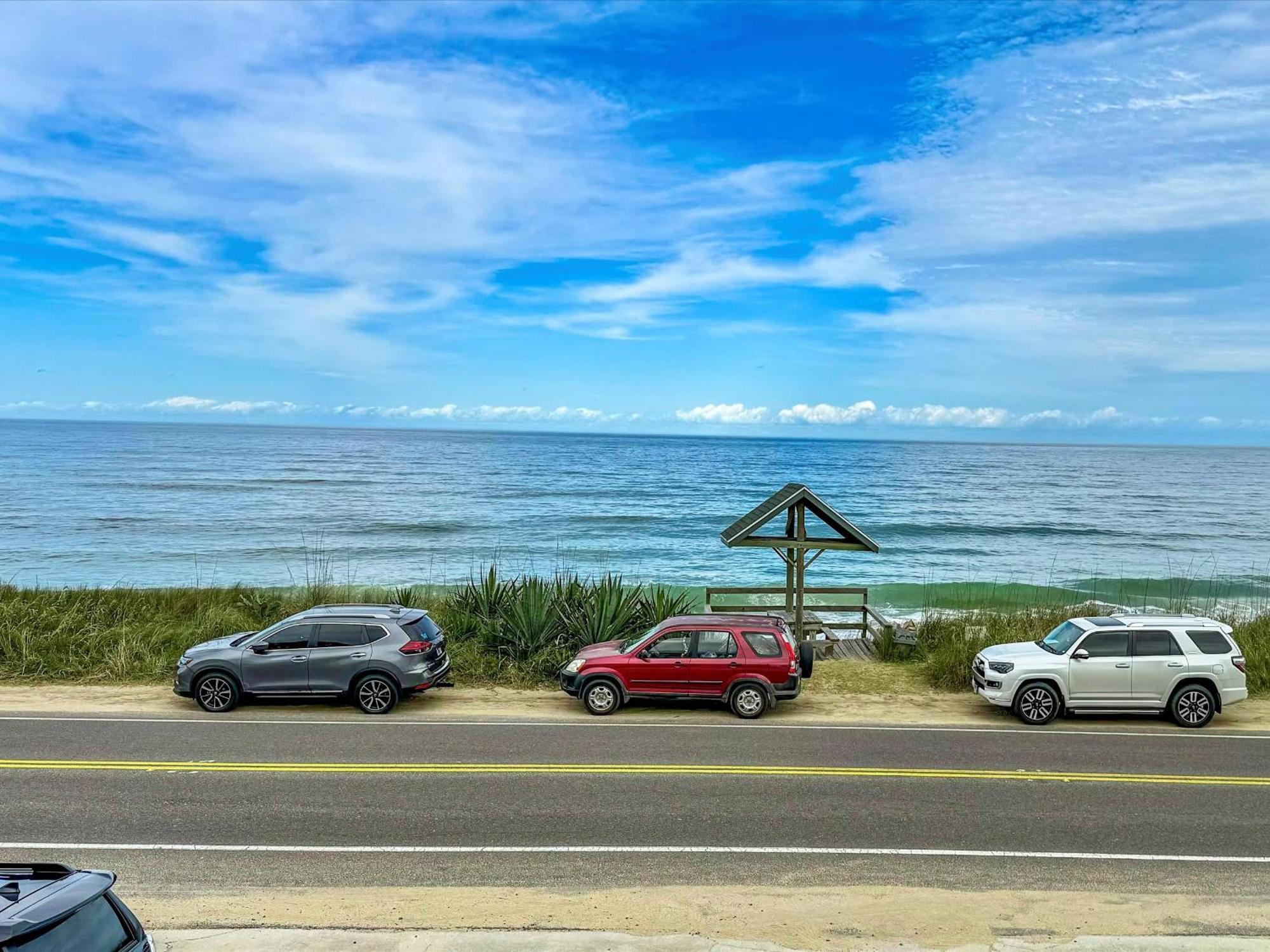 Ocean Front Flagler Sleeps 5 People * Flagler Beach