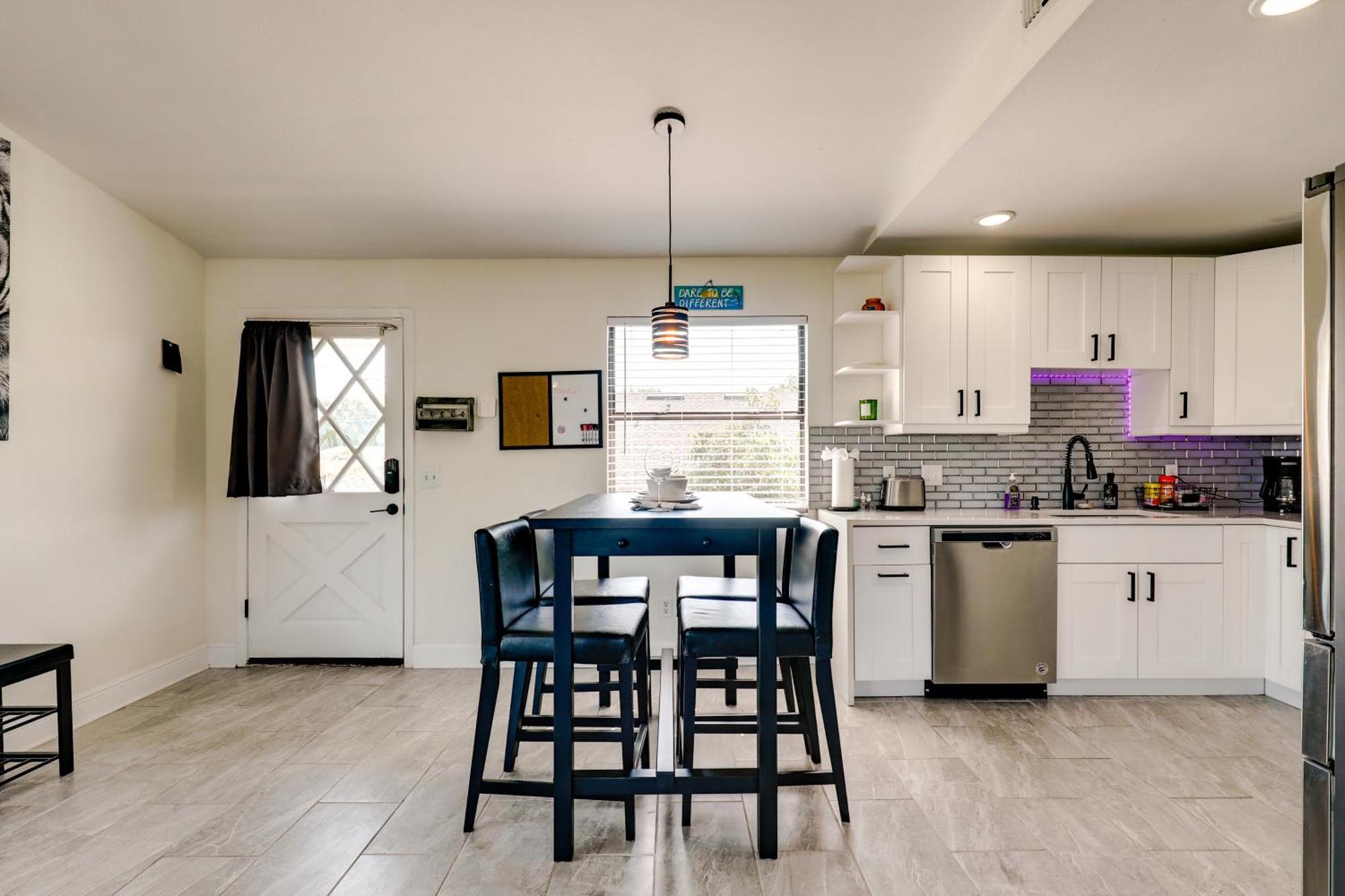 Sanctuary Near Airport And Sports Venues! *