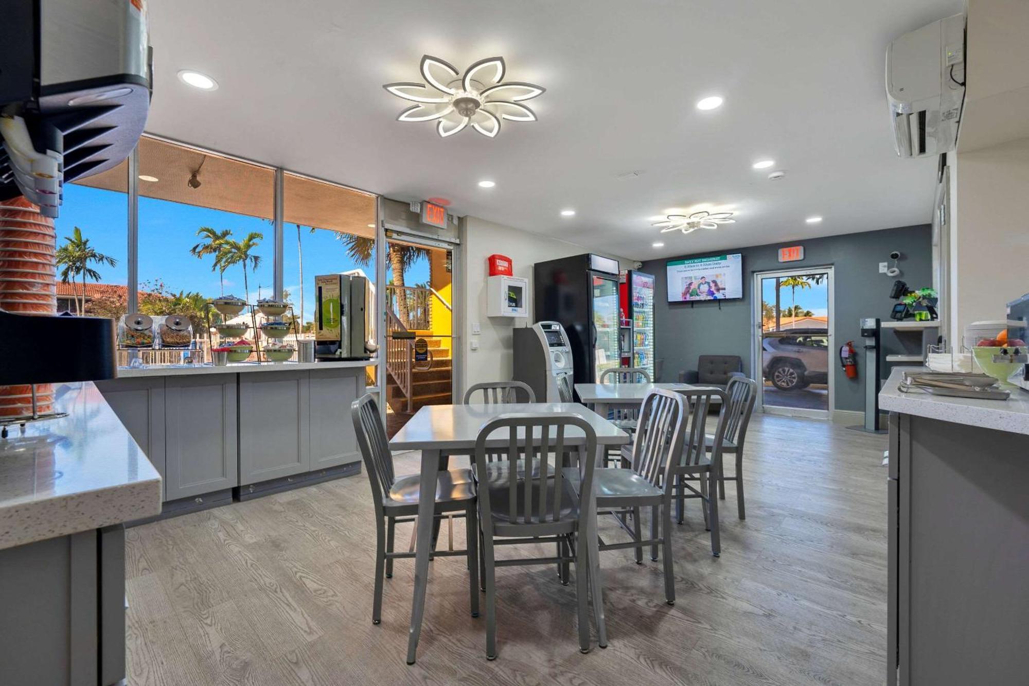 Quality & Airport-cruise Port Hollywood