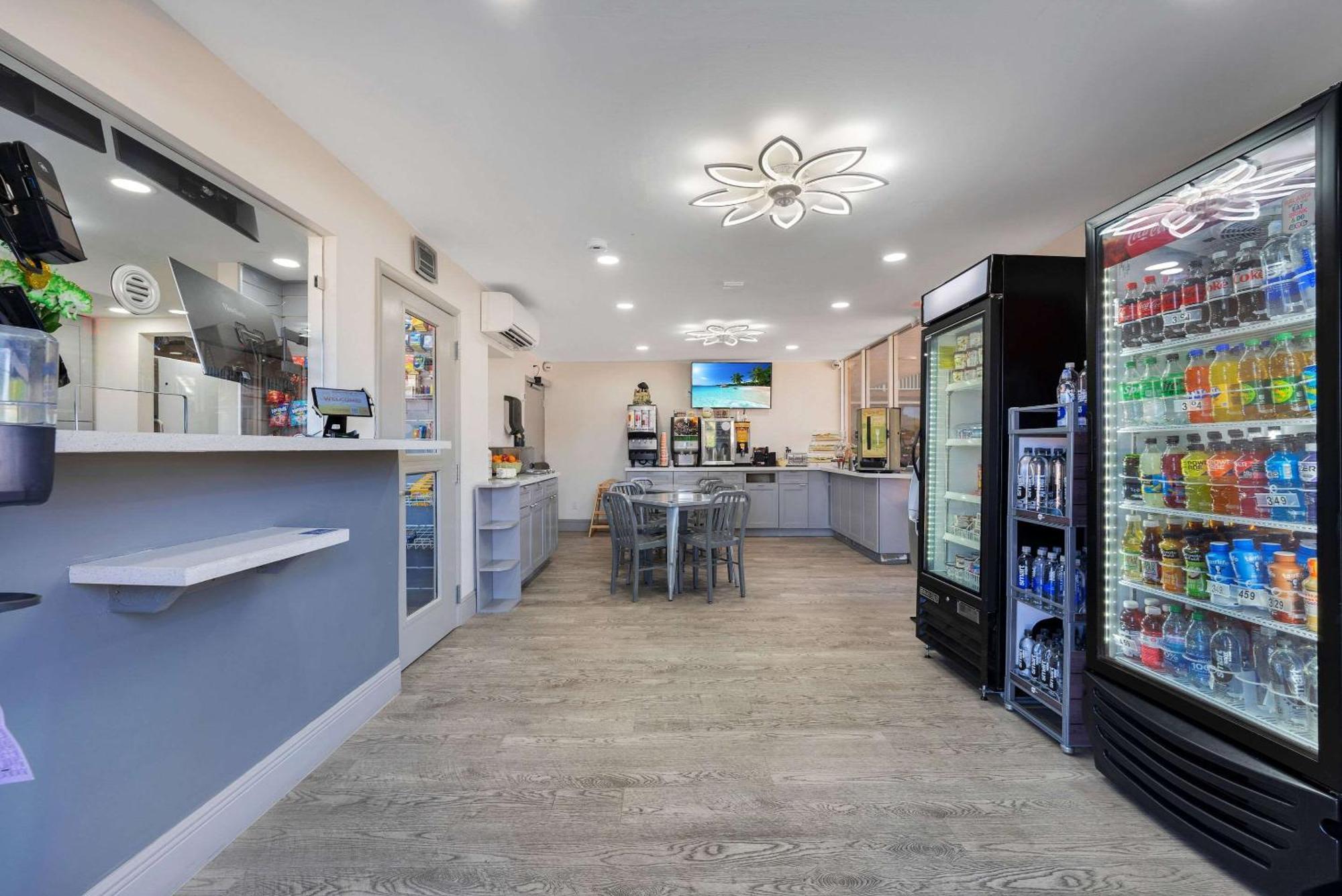 Hotel Quality & Airport-cruise Port Hollywood