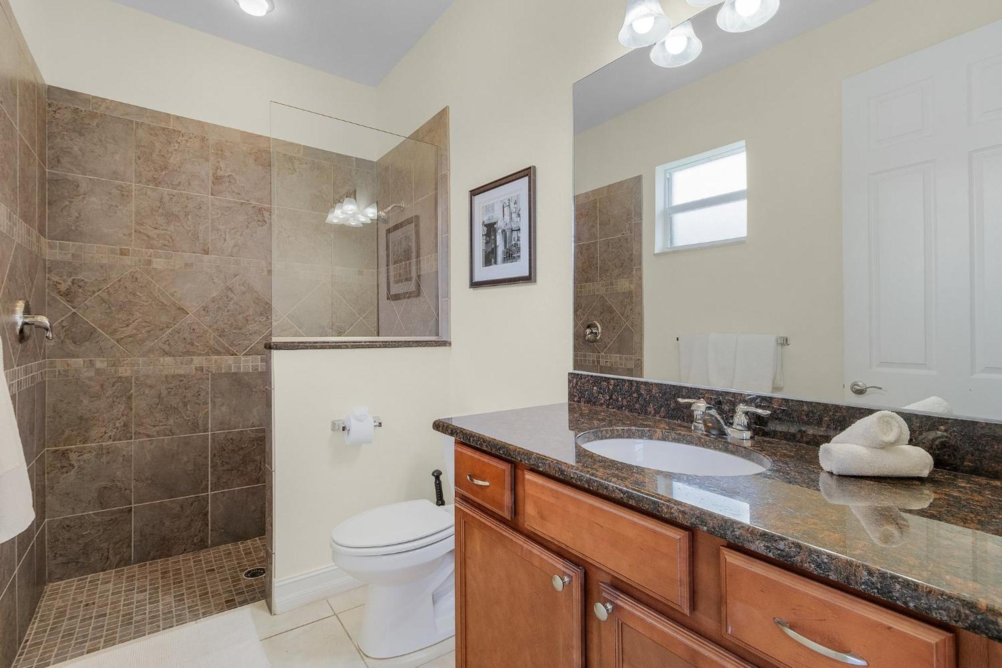 Pool And Spa, Tiki, Canal View, Sleeps10! - At Sunshine Funtime * Cape Coral