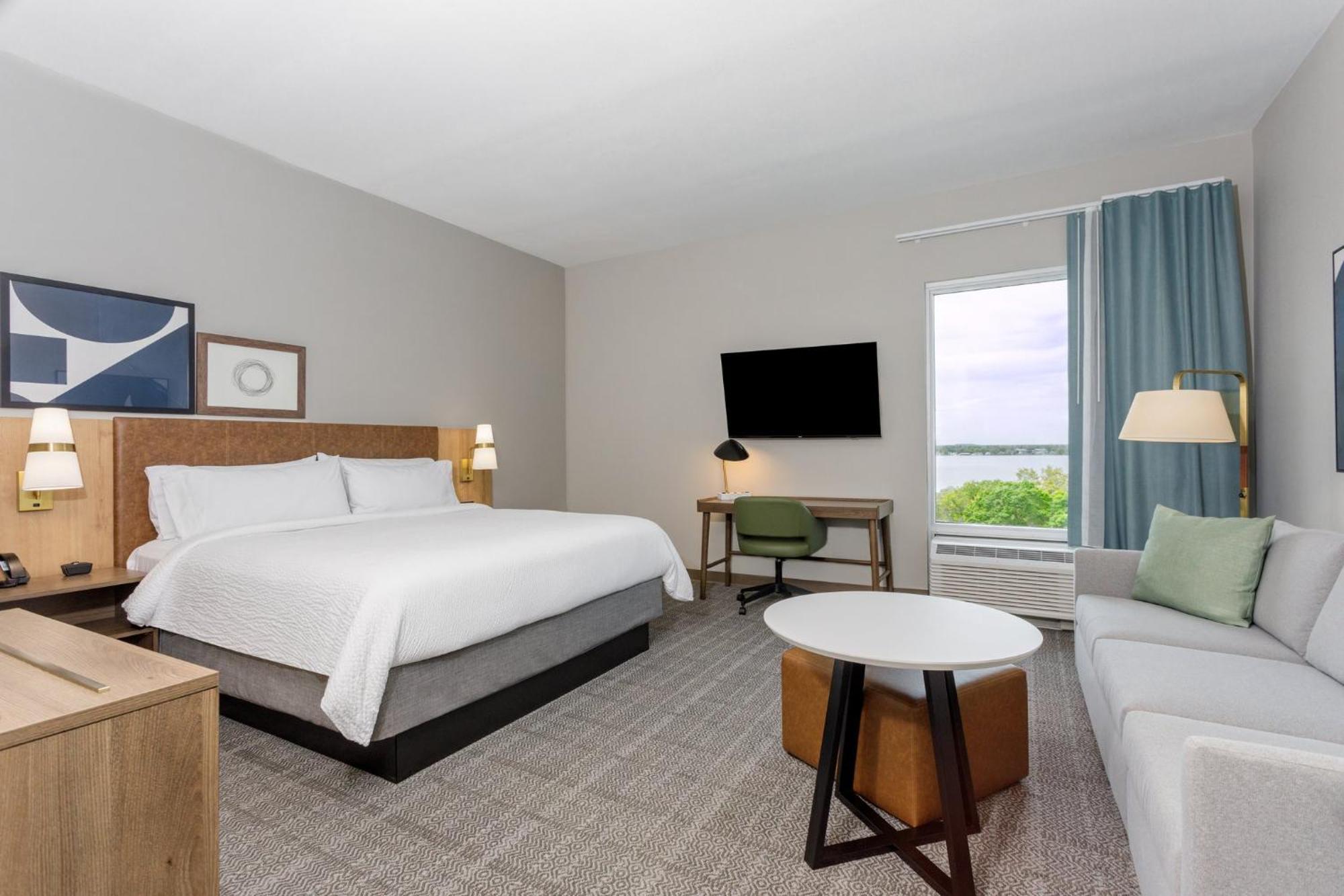 Staybridge - Auburndale Hotel 3*
