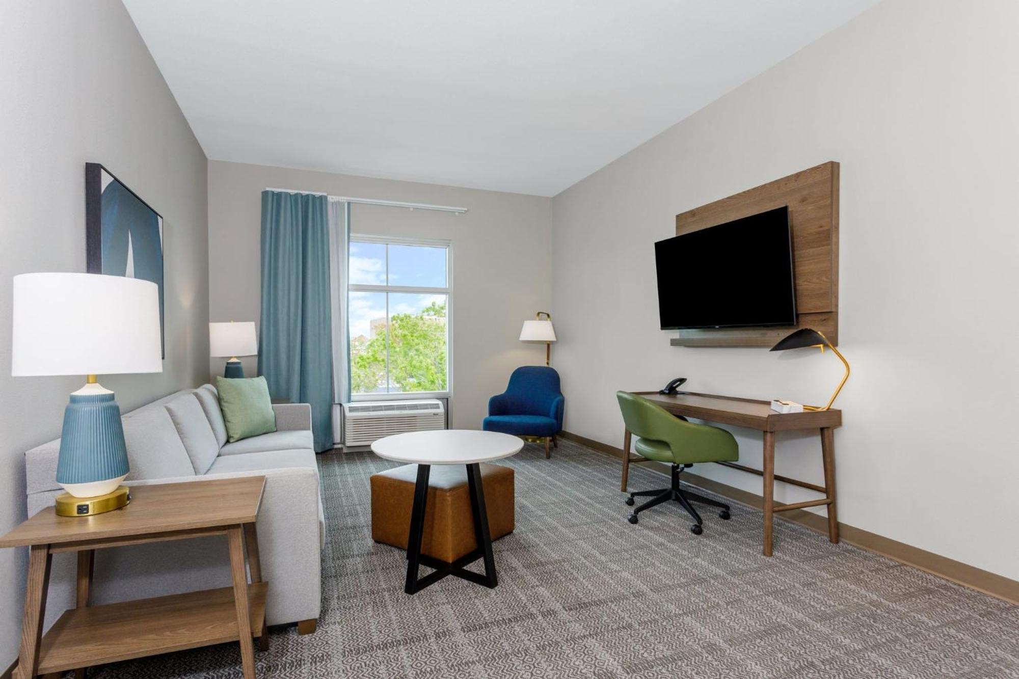 Staybridge - Auburndale 3*