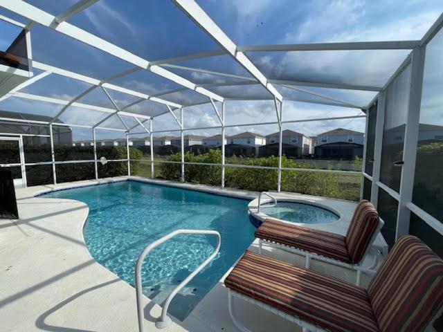 633 Fabulous 6 Bed With Due South Facing Private Pool Themed Kids Villa *
