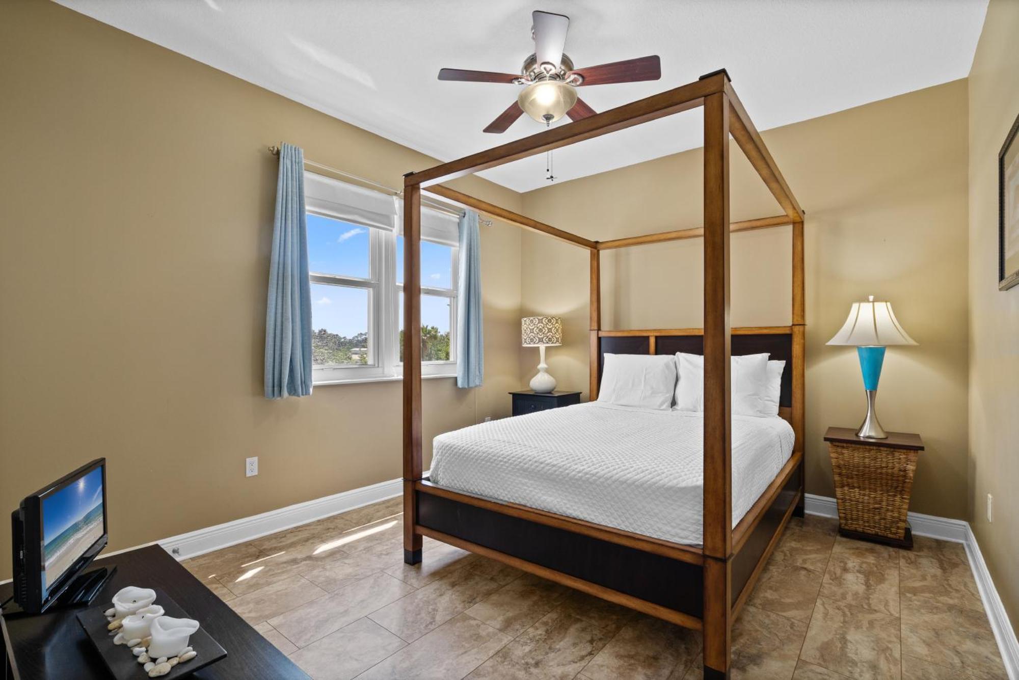 Santo Amaro Unit 301b At Lost Key Golf & Club *