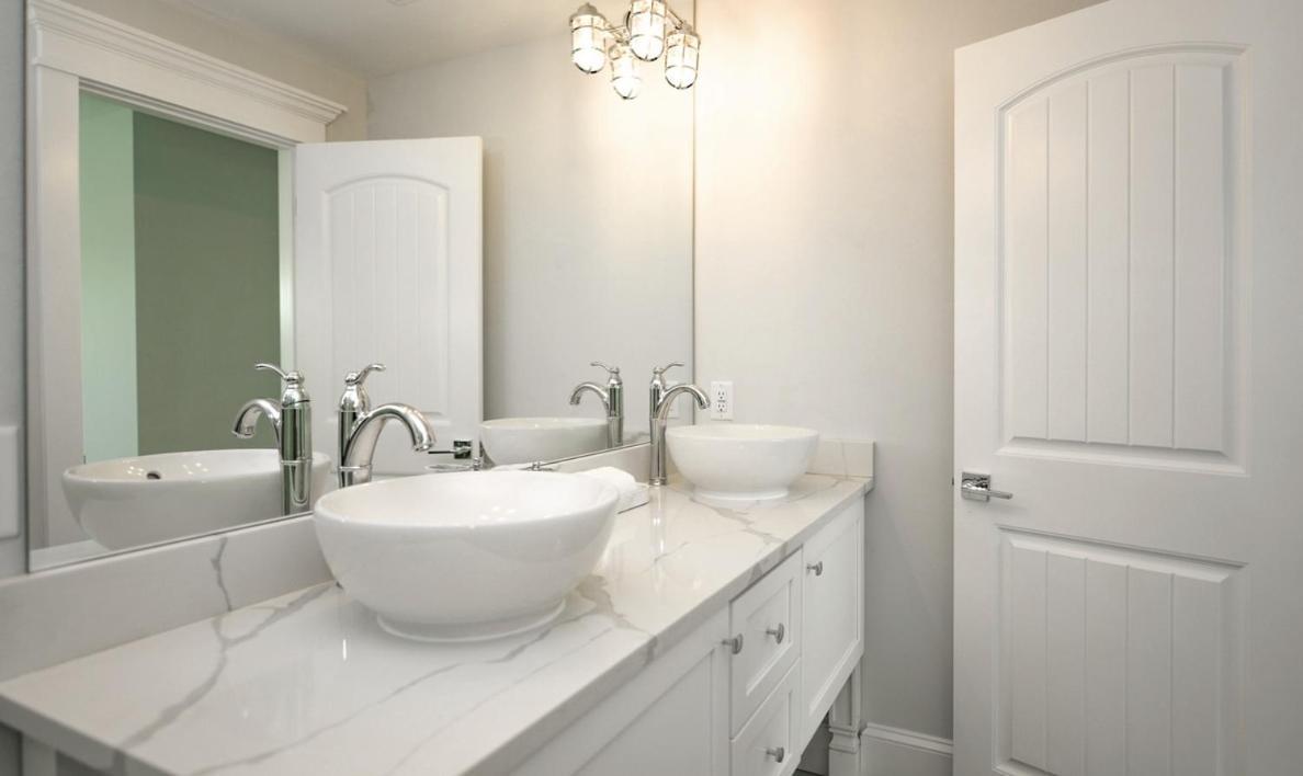 Holiday home Surfer's Dream, 4 King Beds, 4 Trundle Beds, 6 Full Baths, Pet-friendly With A Rooftop Deck! Holmes Beach