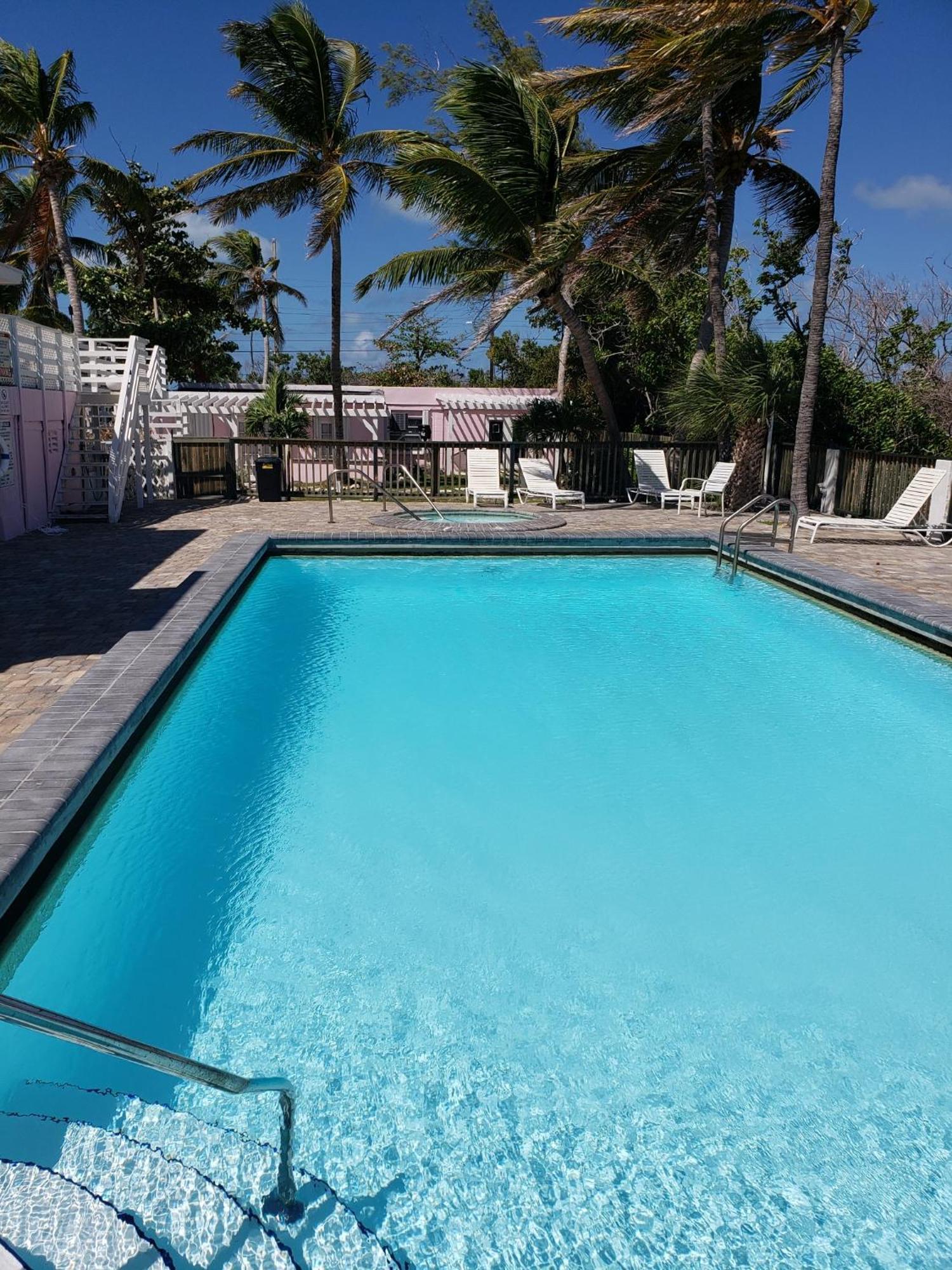 Rainbow Bend Resort 2*