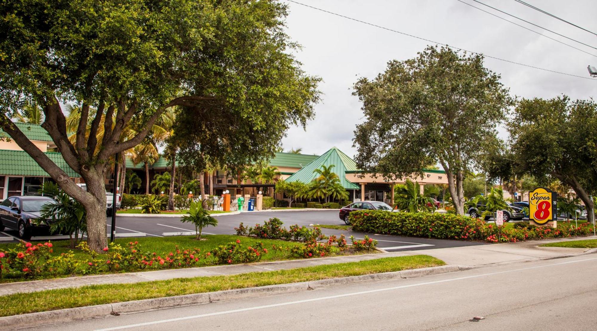 Super 8 By Wyndham North Palm 2* North Palm Beach